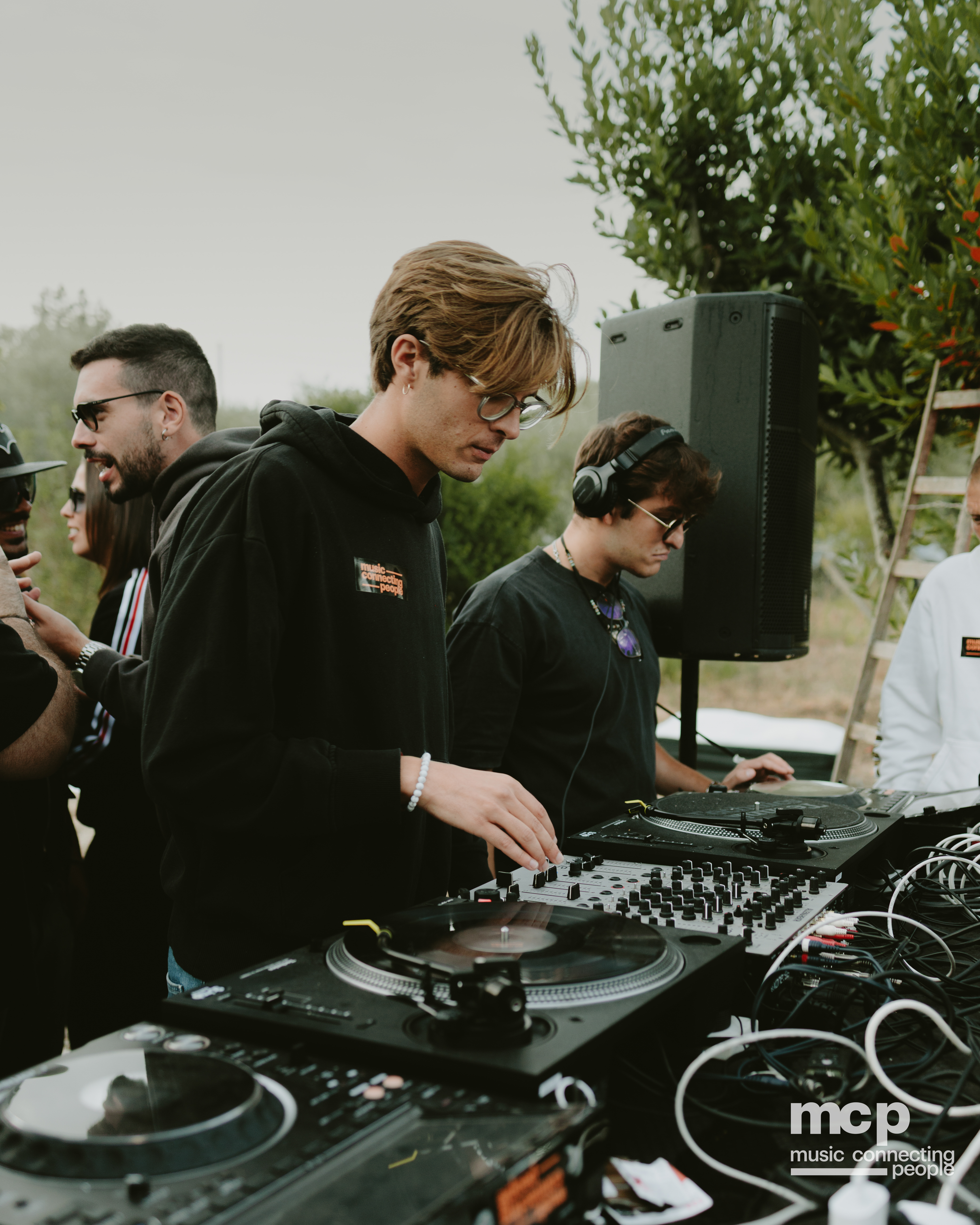 :EP 13. LOST INTO THE WILD & — SUMMER GOODBYES - Photo 165