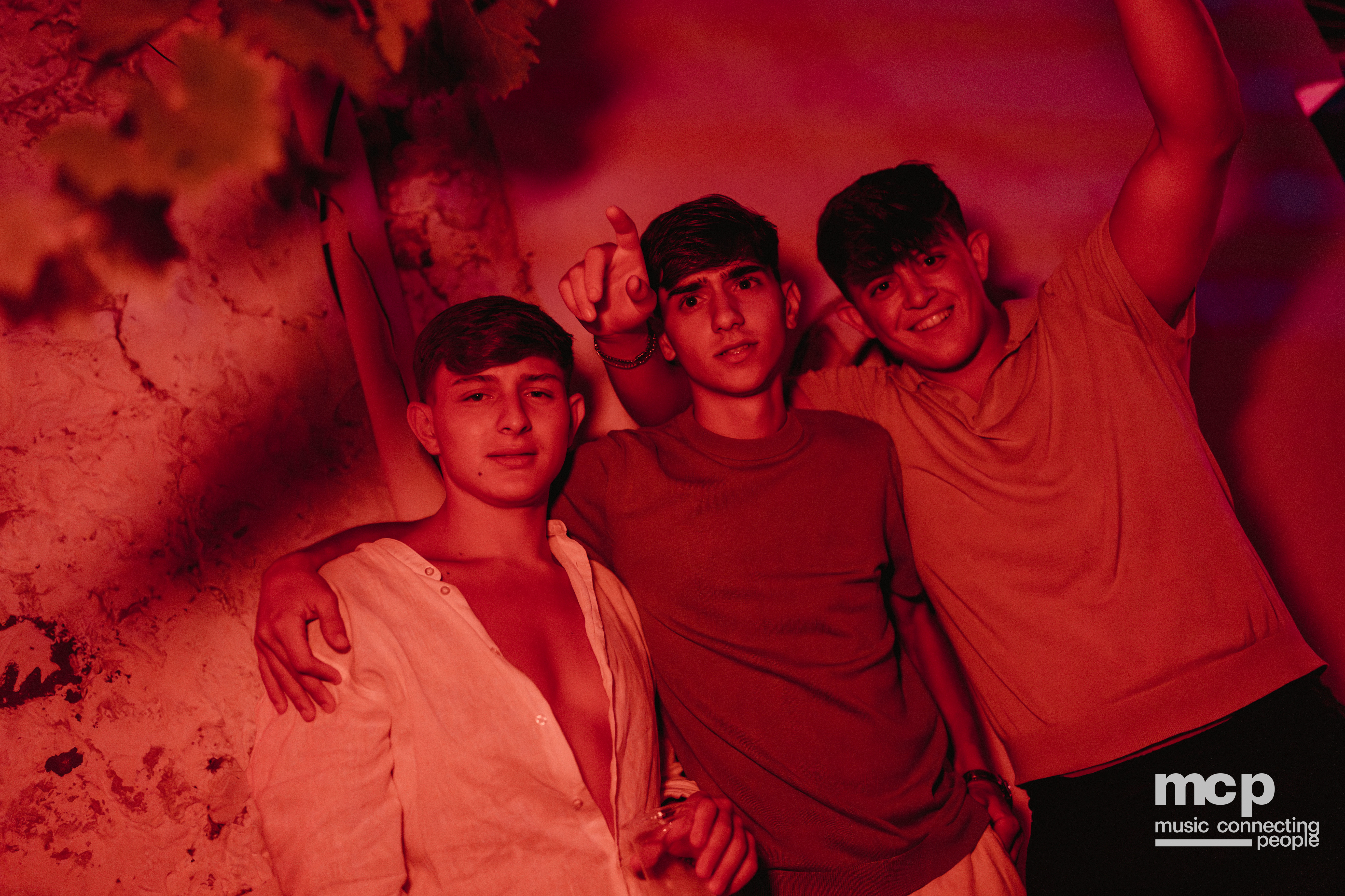 :EP 12. GROOVY SELECTORS & — SUNRISE CHASERS - Photo 16