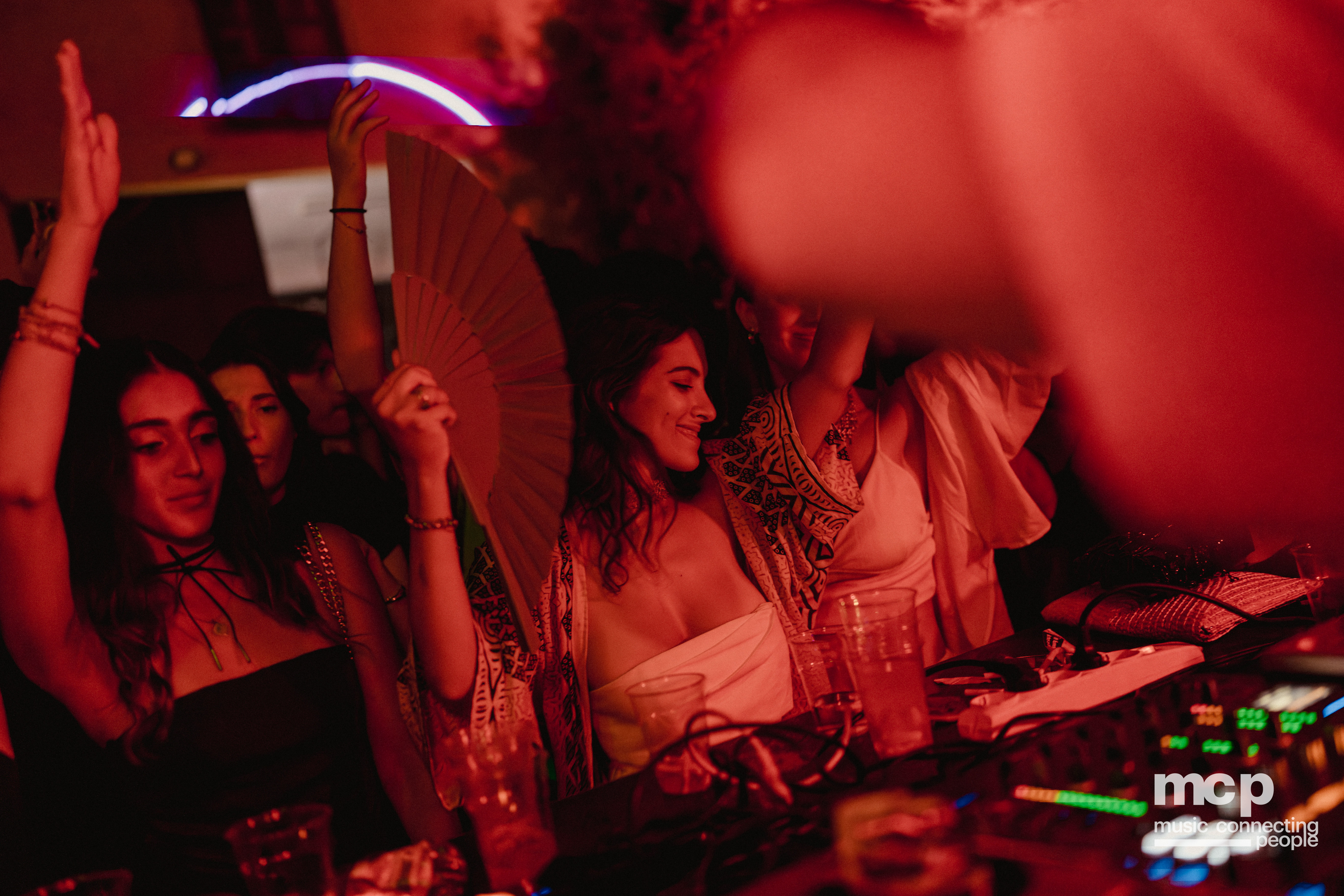 :EP 12. GROOVY SELECTORS & — SUNRISE CHASERS - Photo 19