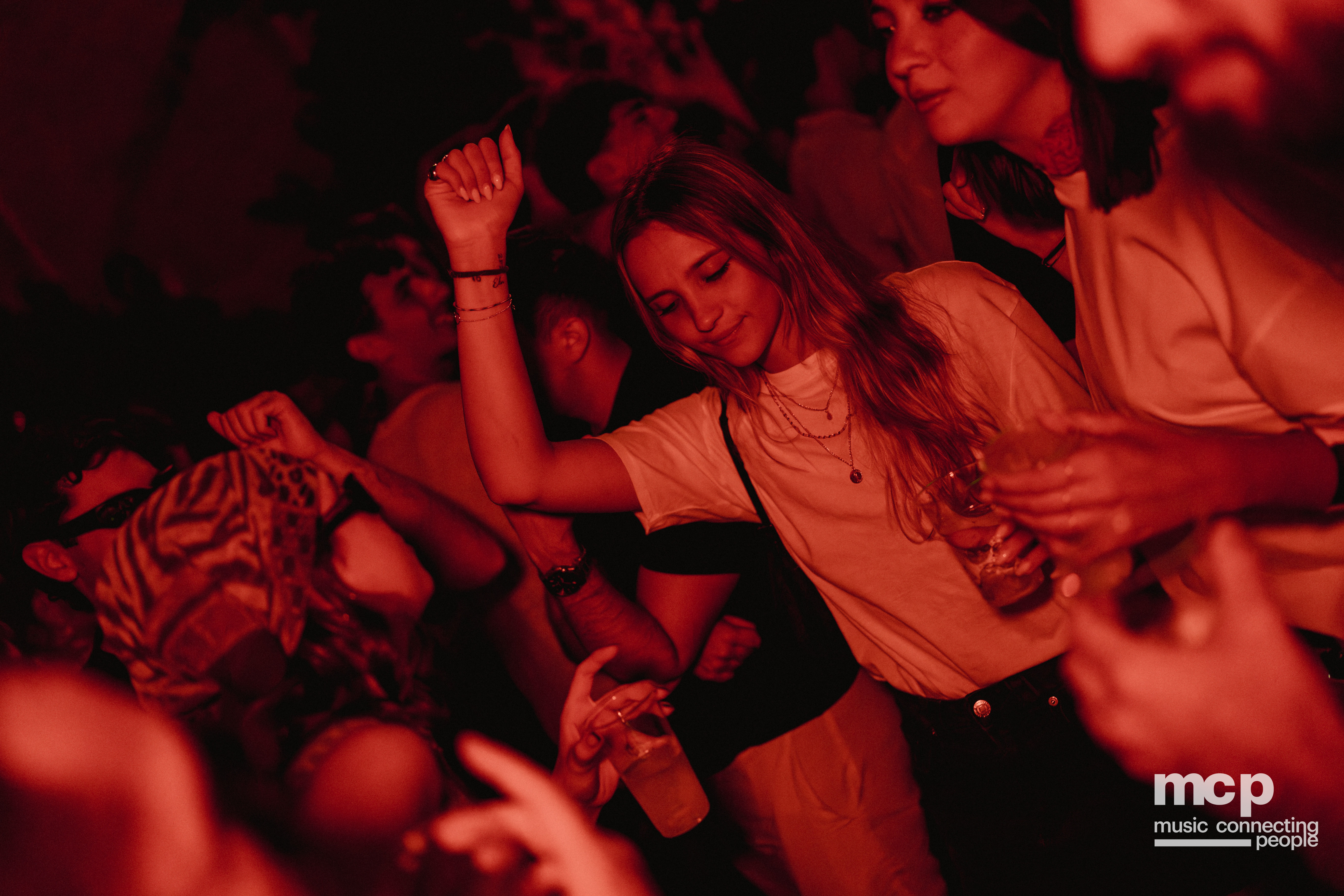 :EP 12. GROOVY SELECTORS & — SUNRISE CHASERS - Photo 26