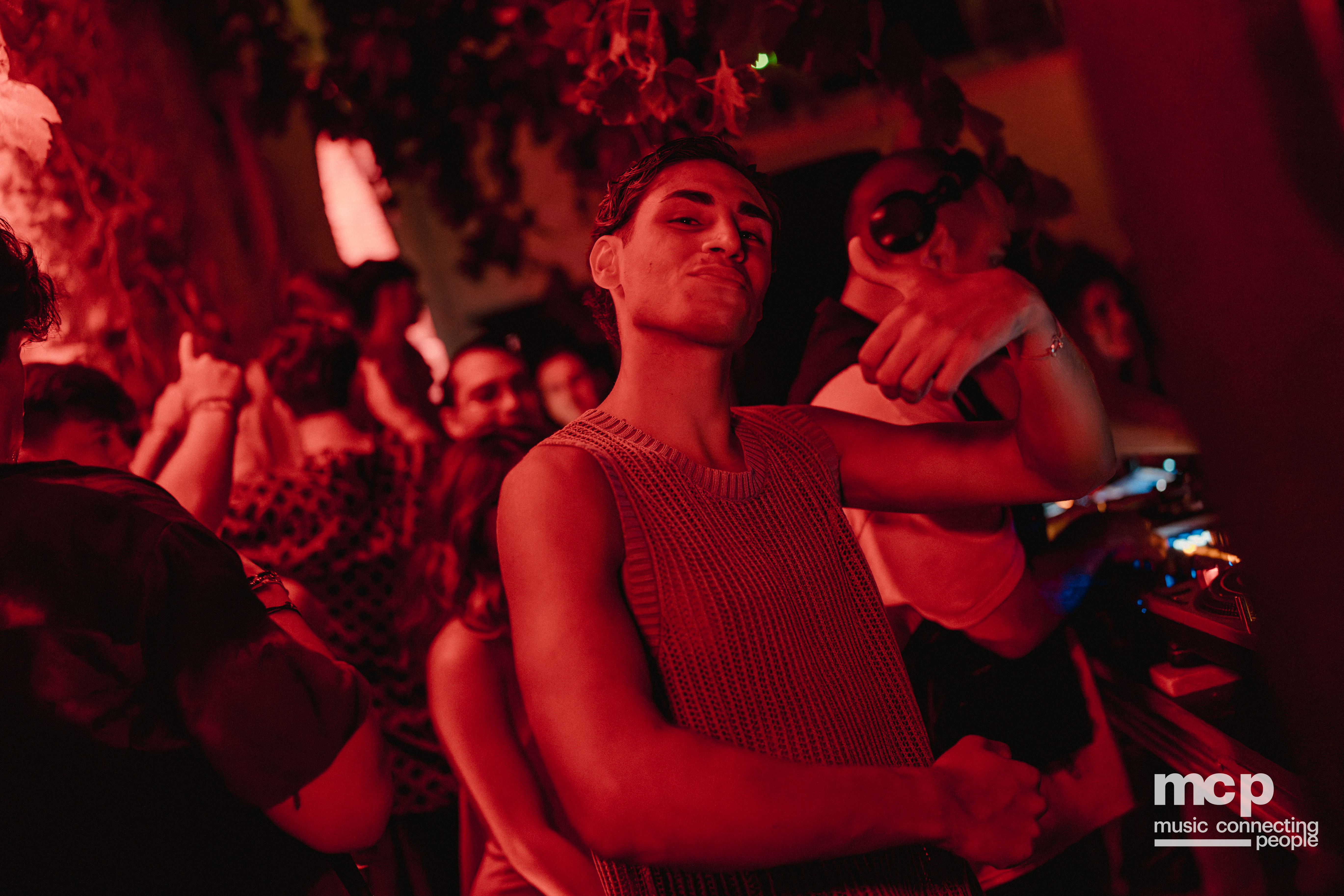 :EP 12. GROOVY SELECTORS & — SUNRISE CHASERS - Photo 33