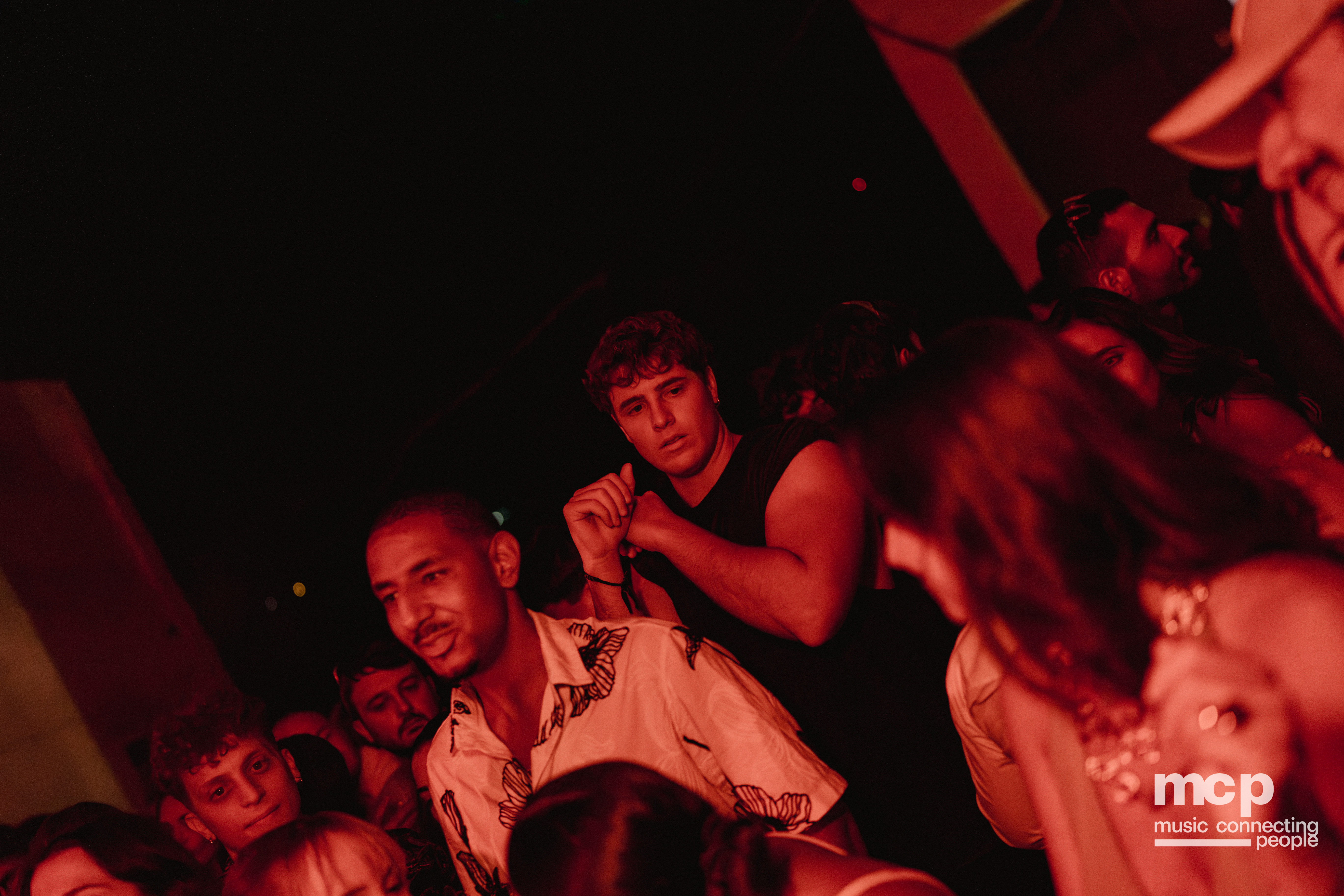 :EP 12. GROOVY SELECTORS & — SUNRISE CHASERS - Photo 37