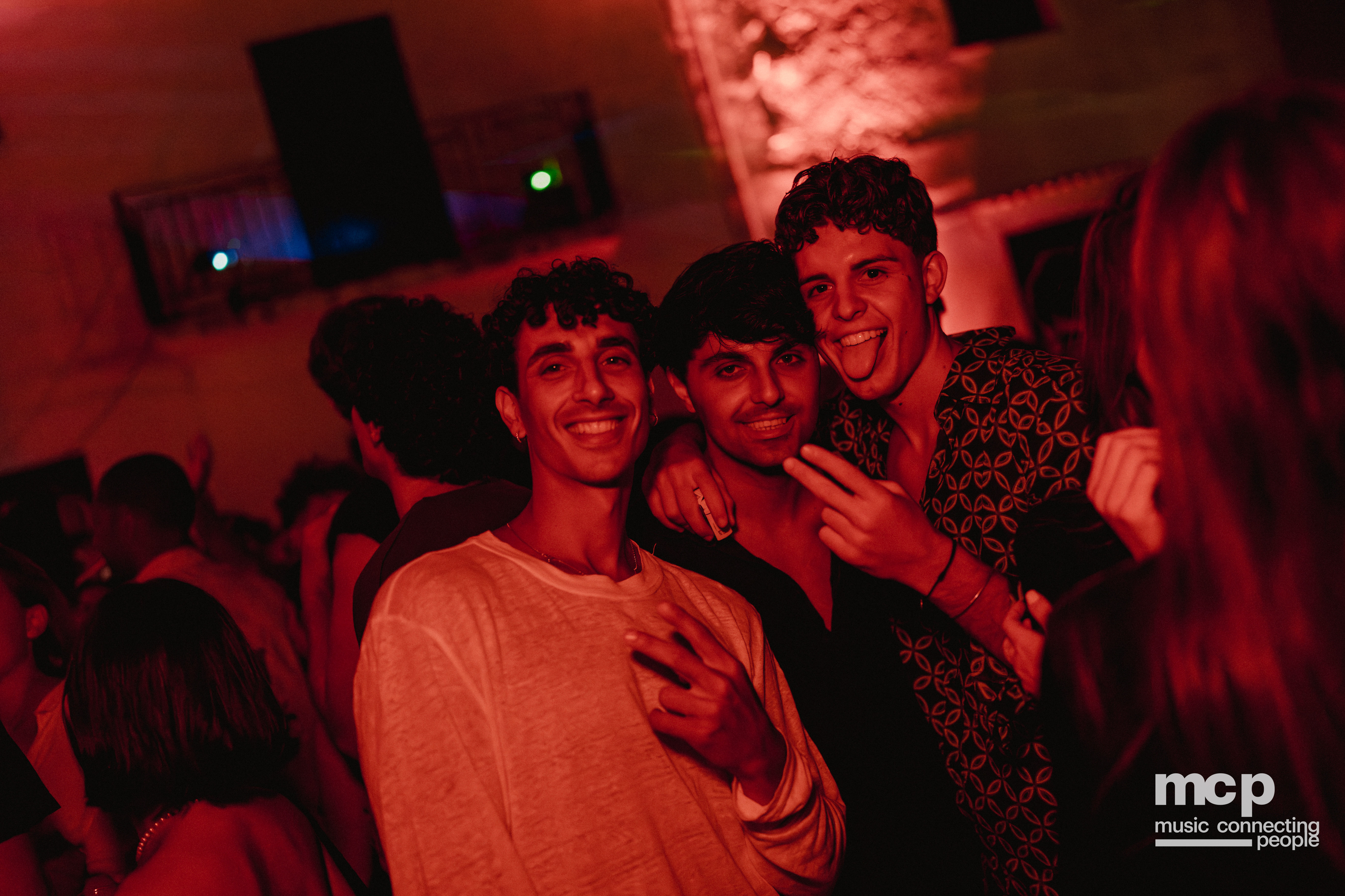 :EP 12. GROOVY SELECTORS & — SUNRISE CHASERS - Photo 44