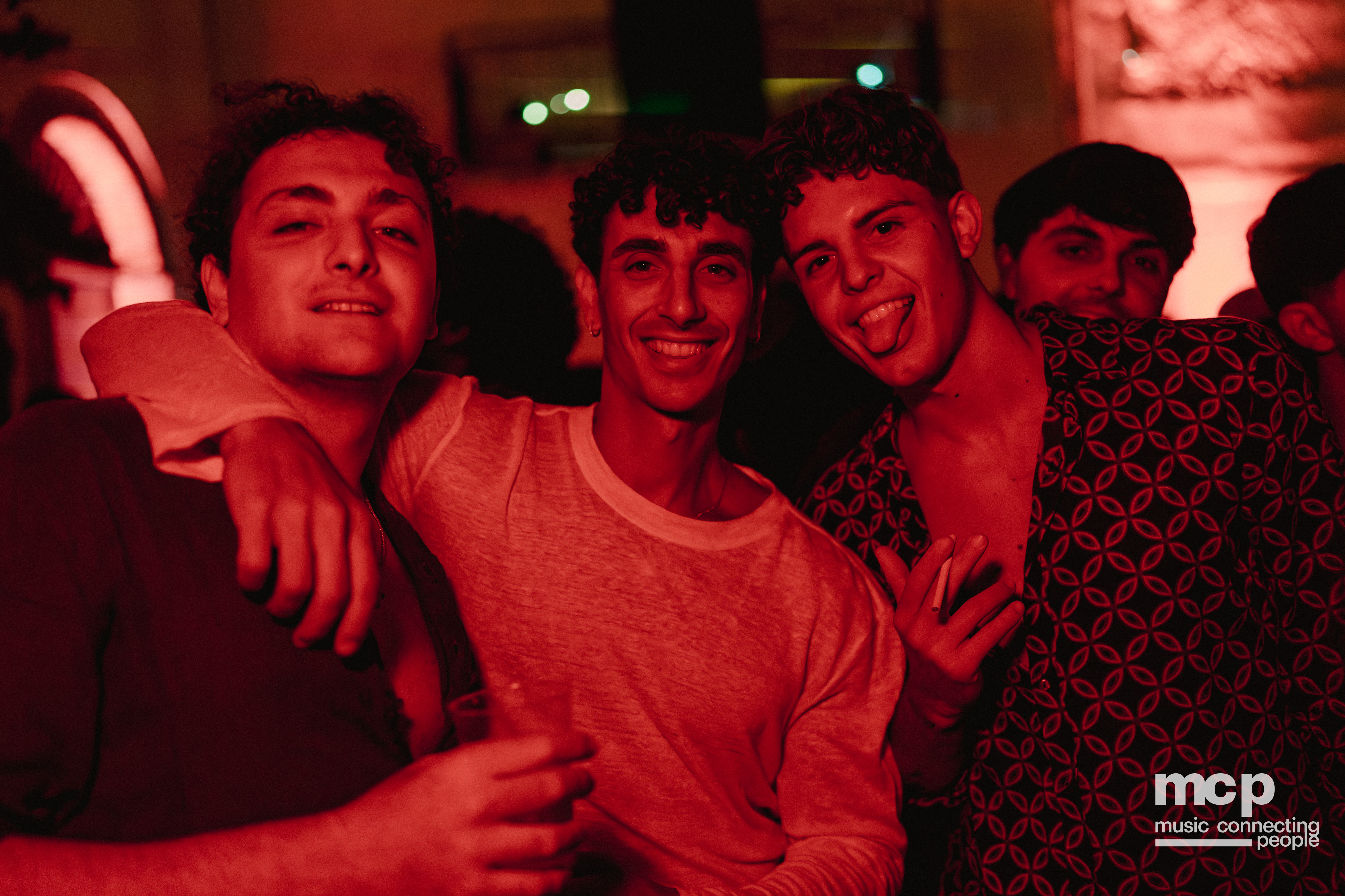 :EP 12. GROOVY SELECTORS & — SUNRISE CHASERS - Photo 46