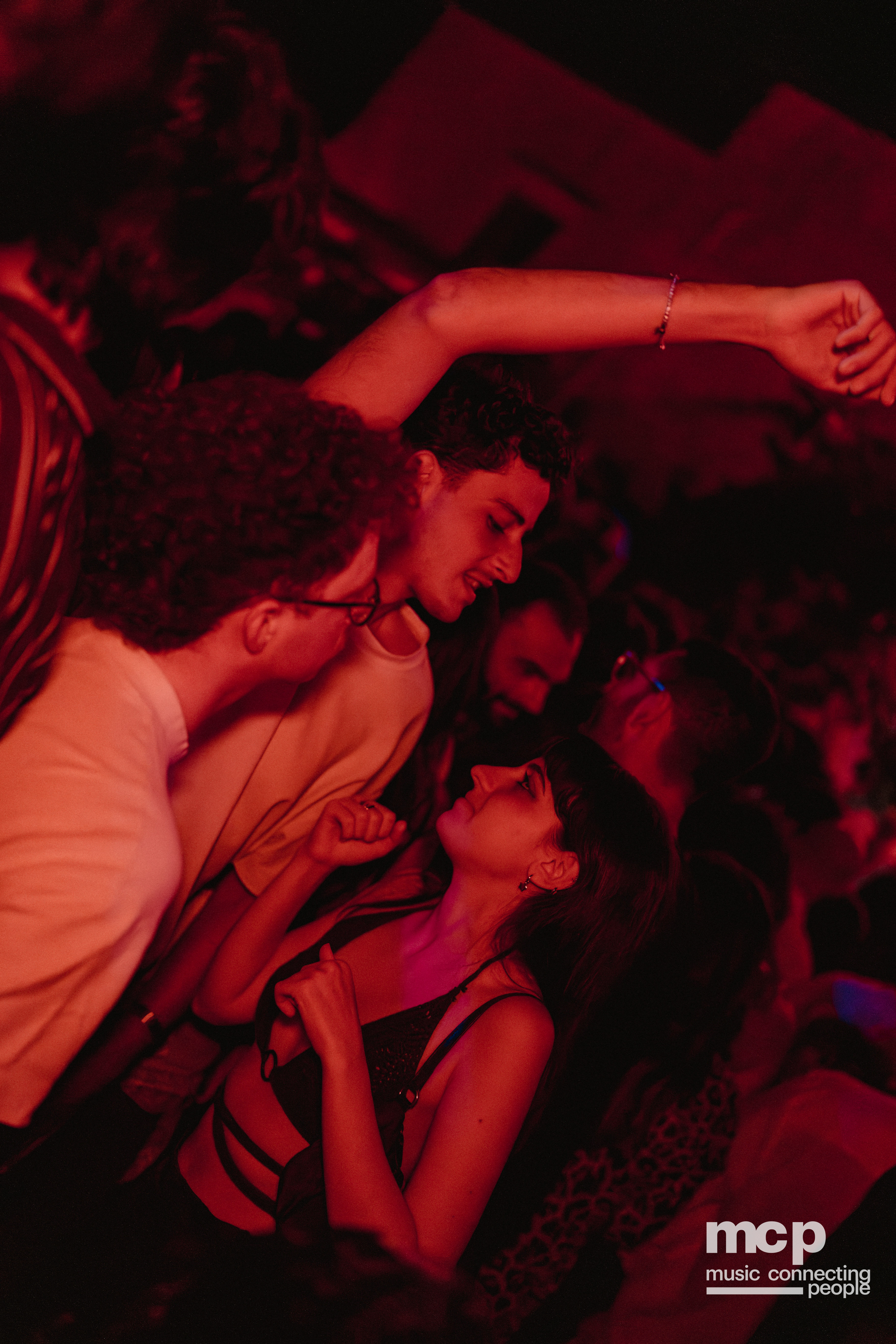 :EP 12. GROOVY SELECTORS & — SUNRISE CHASERS - Photo 59