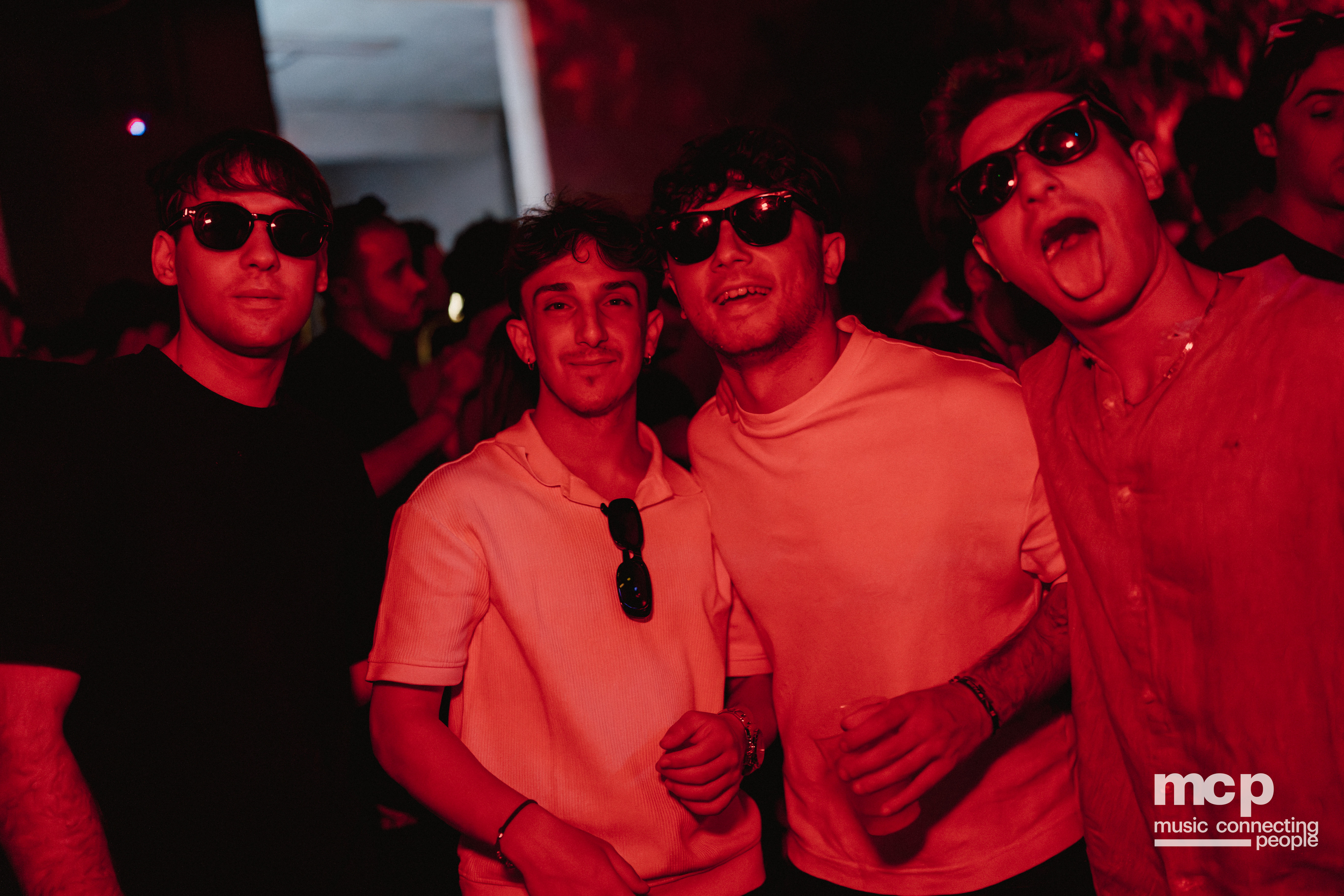 :EP 12. GROOVY SELECTORS & — SUNRISE CHASERS - Photo 105