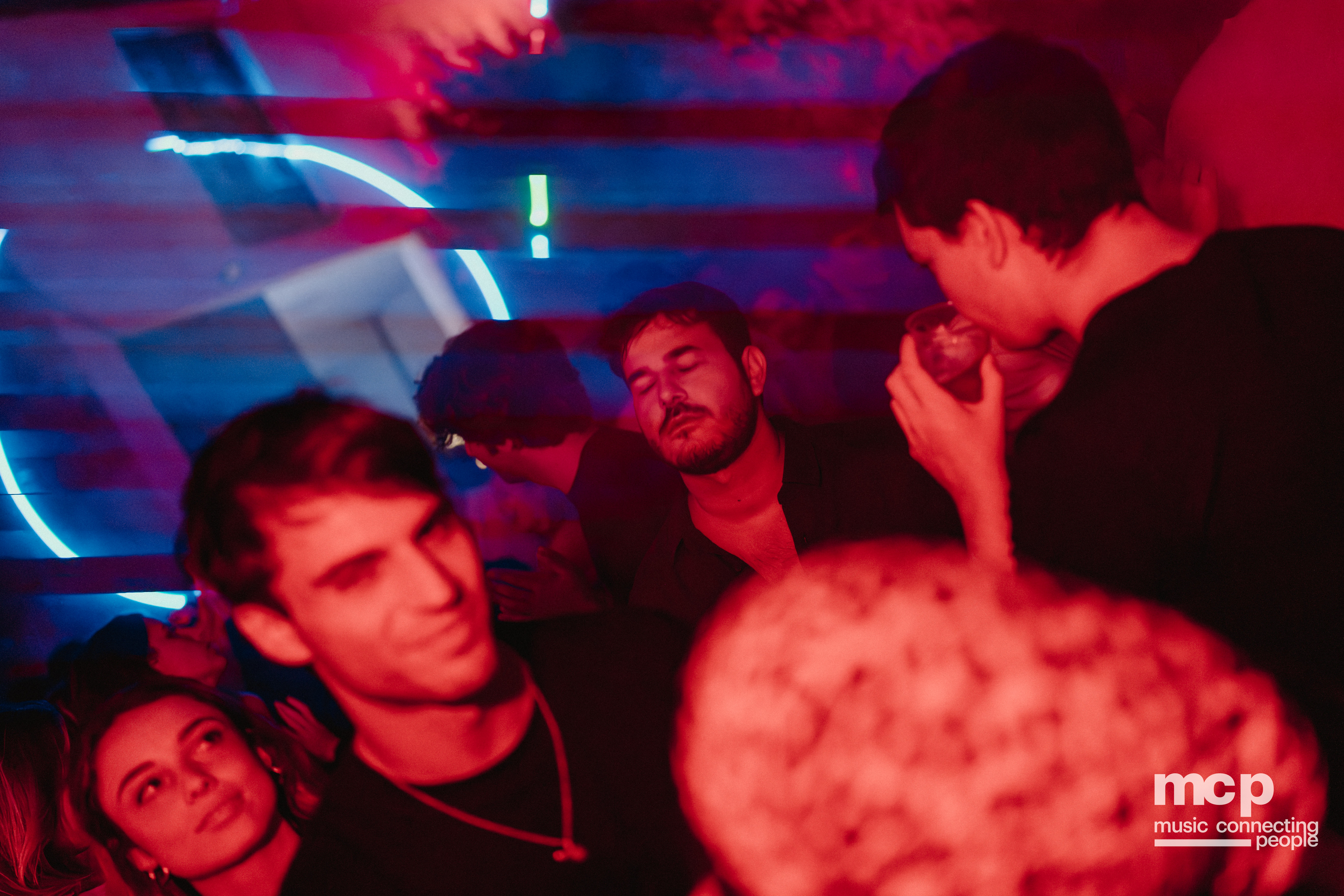 :EP 12. GROOVY SELECTORS & — SUNRISE CHASERS - Photo 108