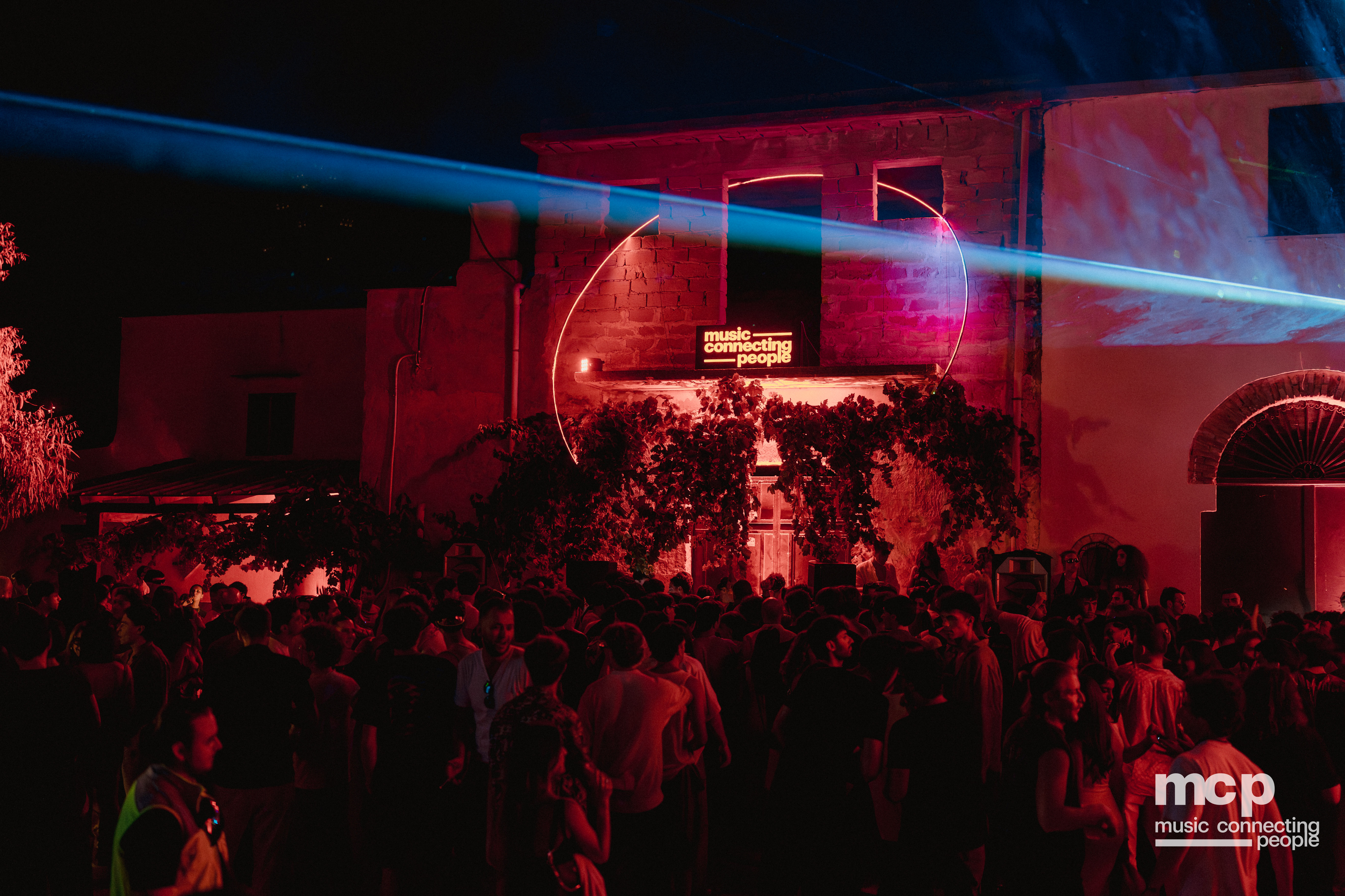 :EP 12. GROOVY SELECTORS & — SUNRISE CHASERS - Photo 116