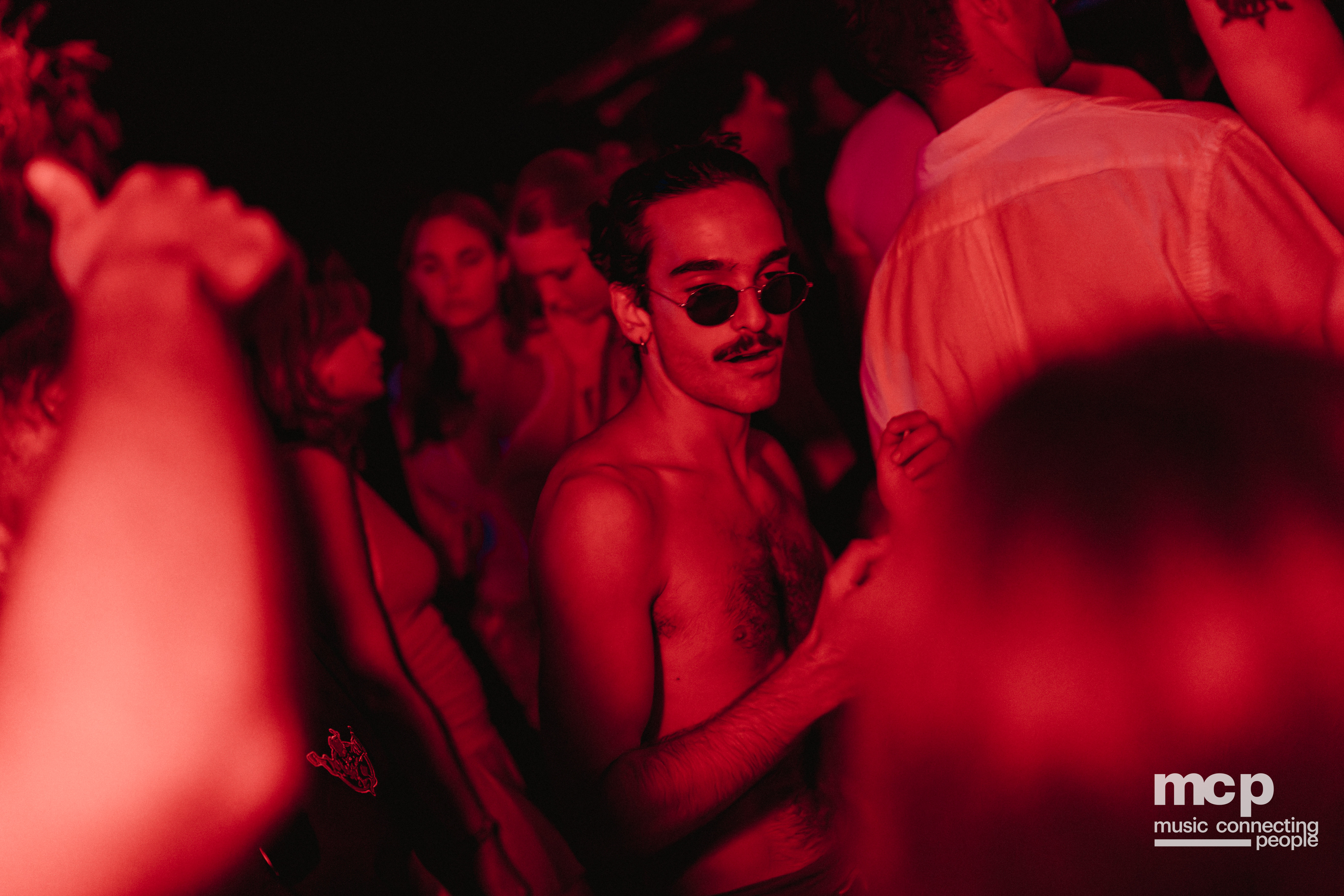 :EP 12. GROOVY SELECTORS & — SUNRISE CHASERS - Photo 129