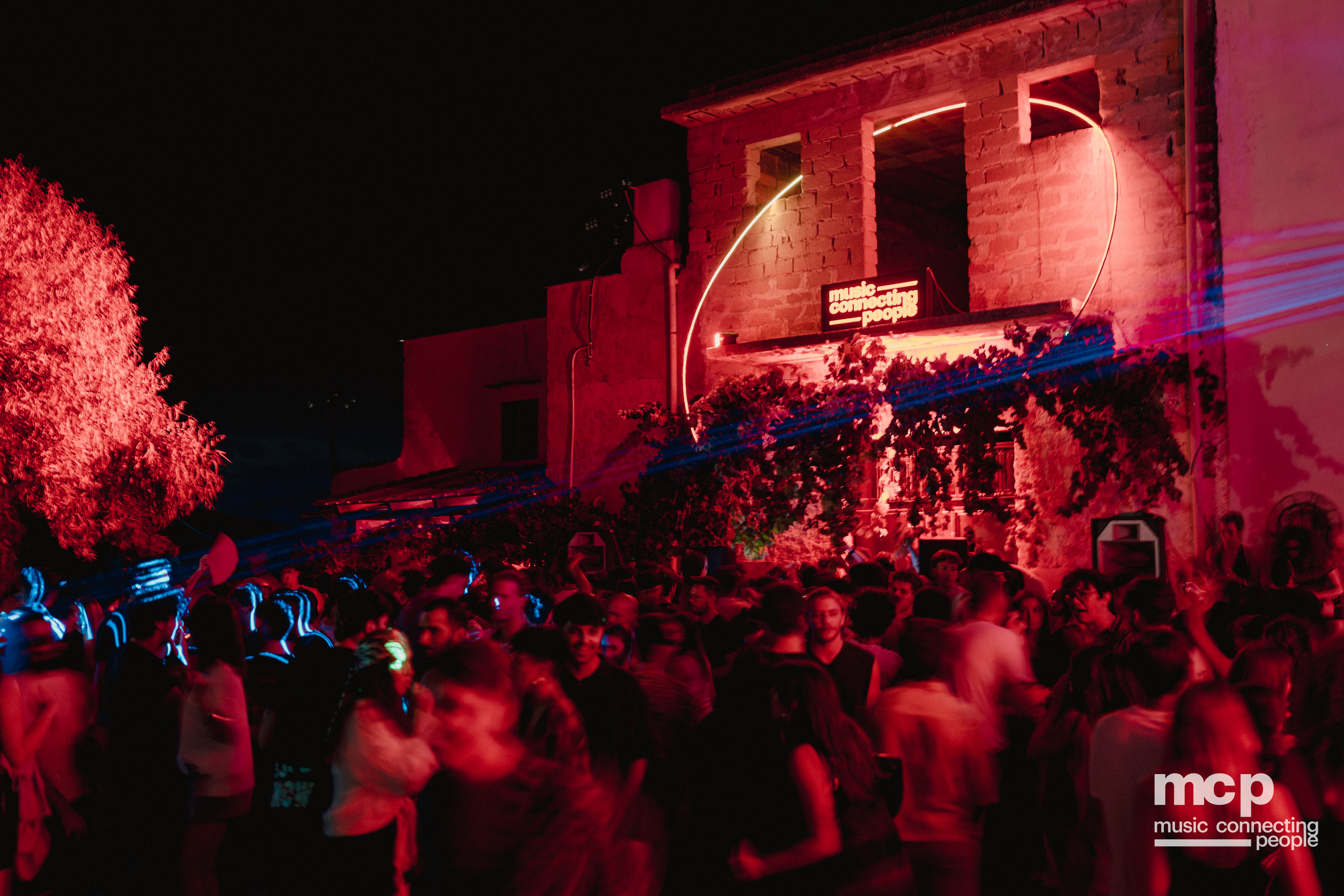 :EP 12. GROOVY SELECTORS & — SUNRISE CHASERS - Photo 137