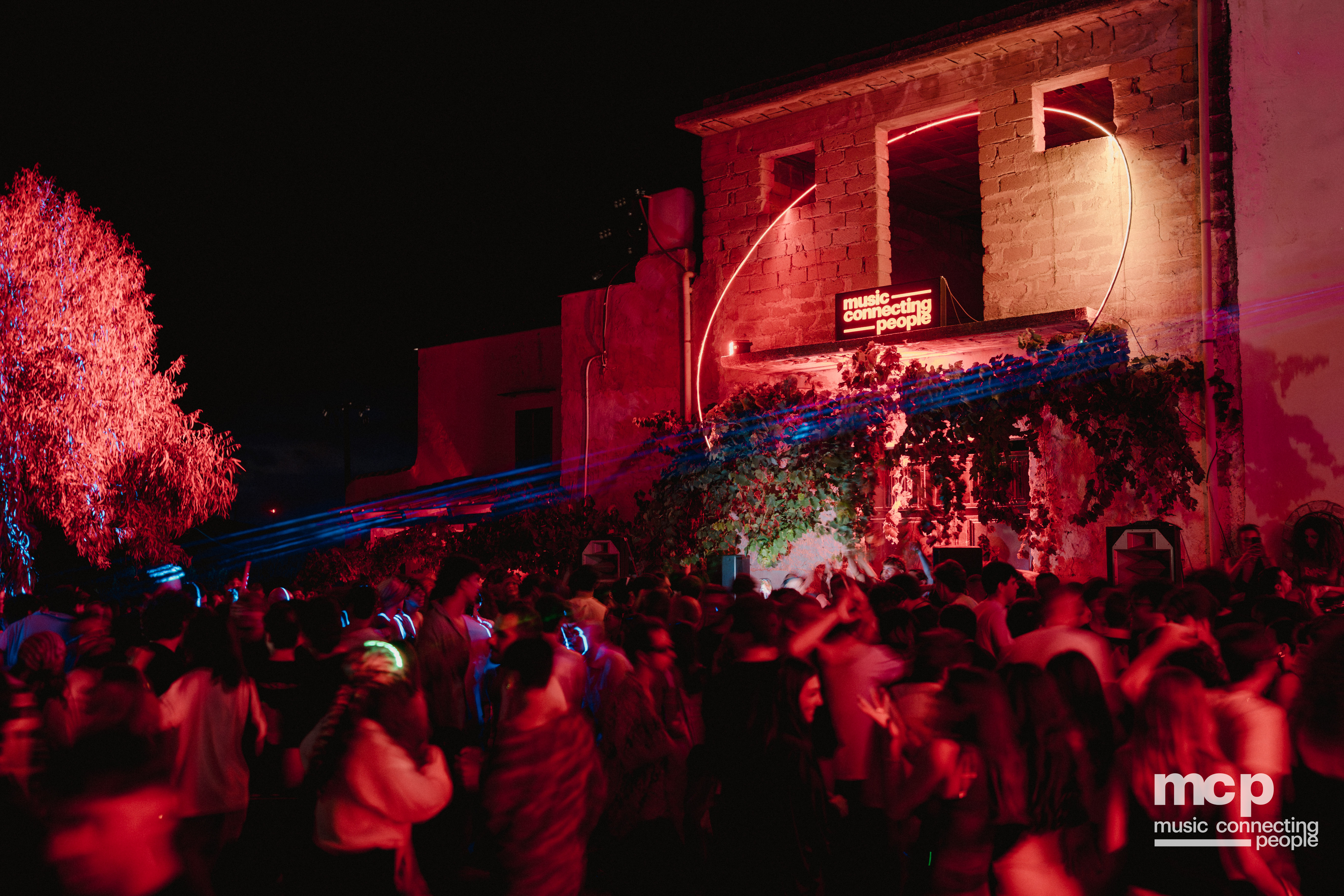 :EP 12. GROOVY SELECTORS & — SUNRISE CHASERS - Photo 139