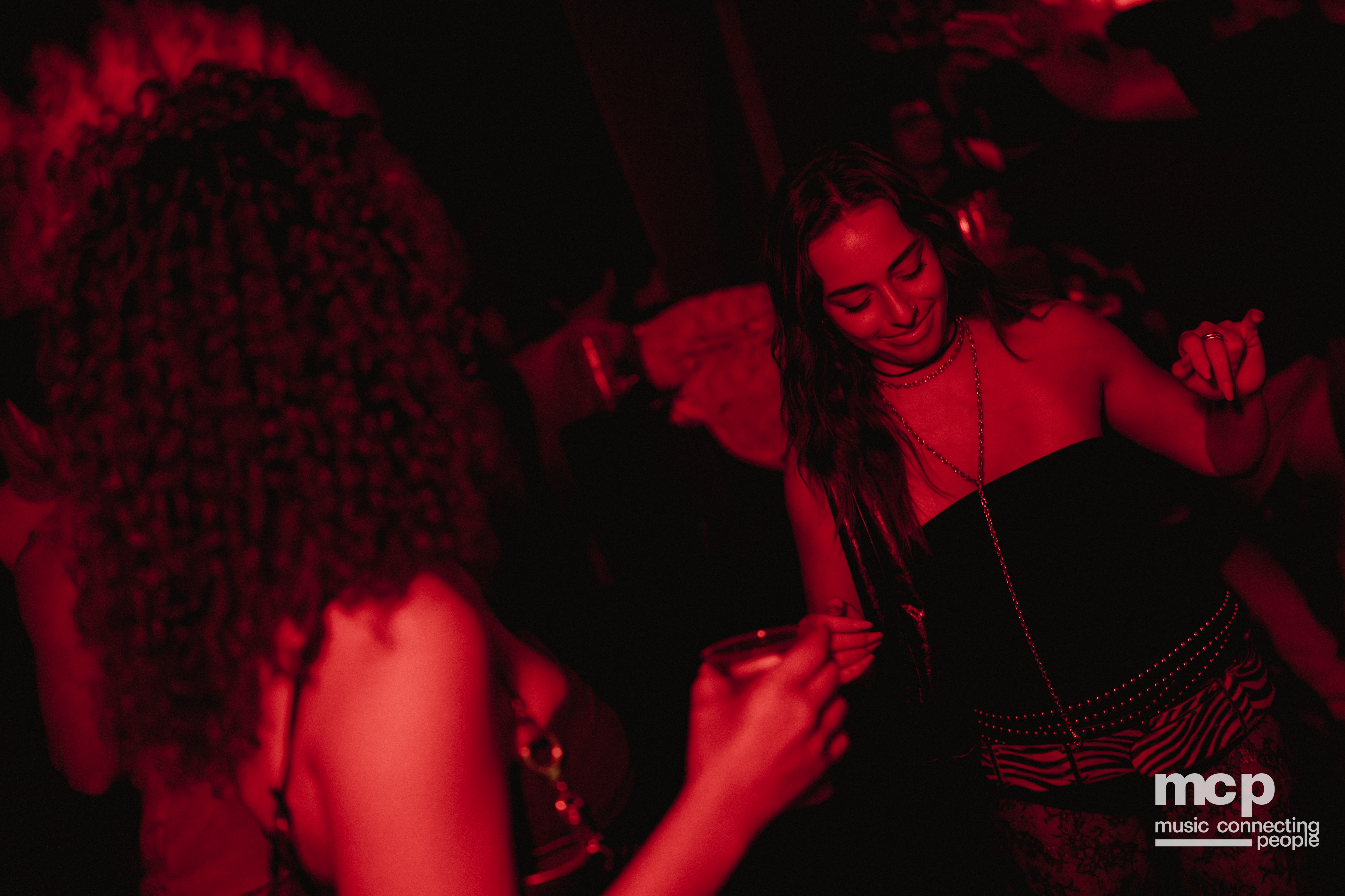 :EP 12. GROOVY SELECTORS & — SUNRISE CHASERS - Photo 145