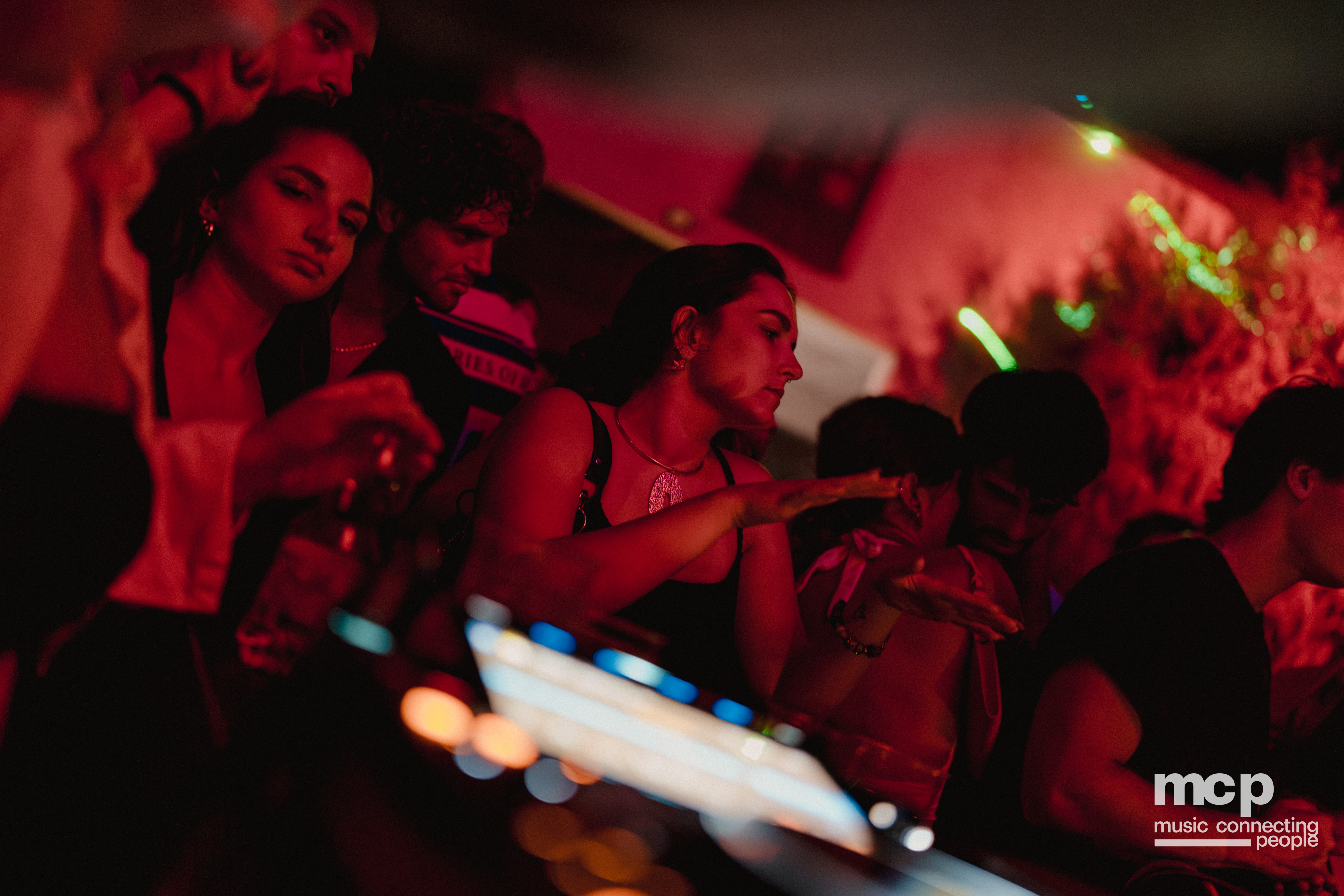 :EP 12. GROOVY SELECTORS & — SUNRISE CHASERS - Photo 153