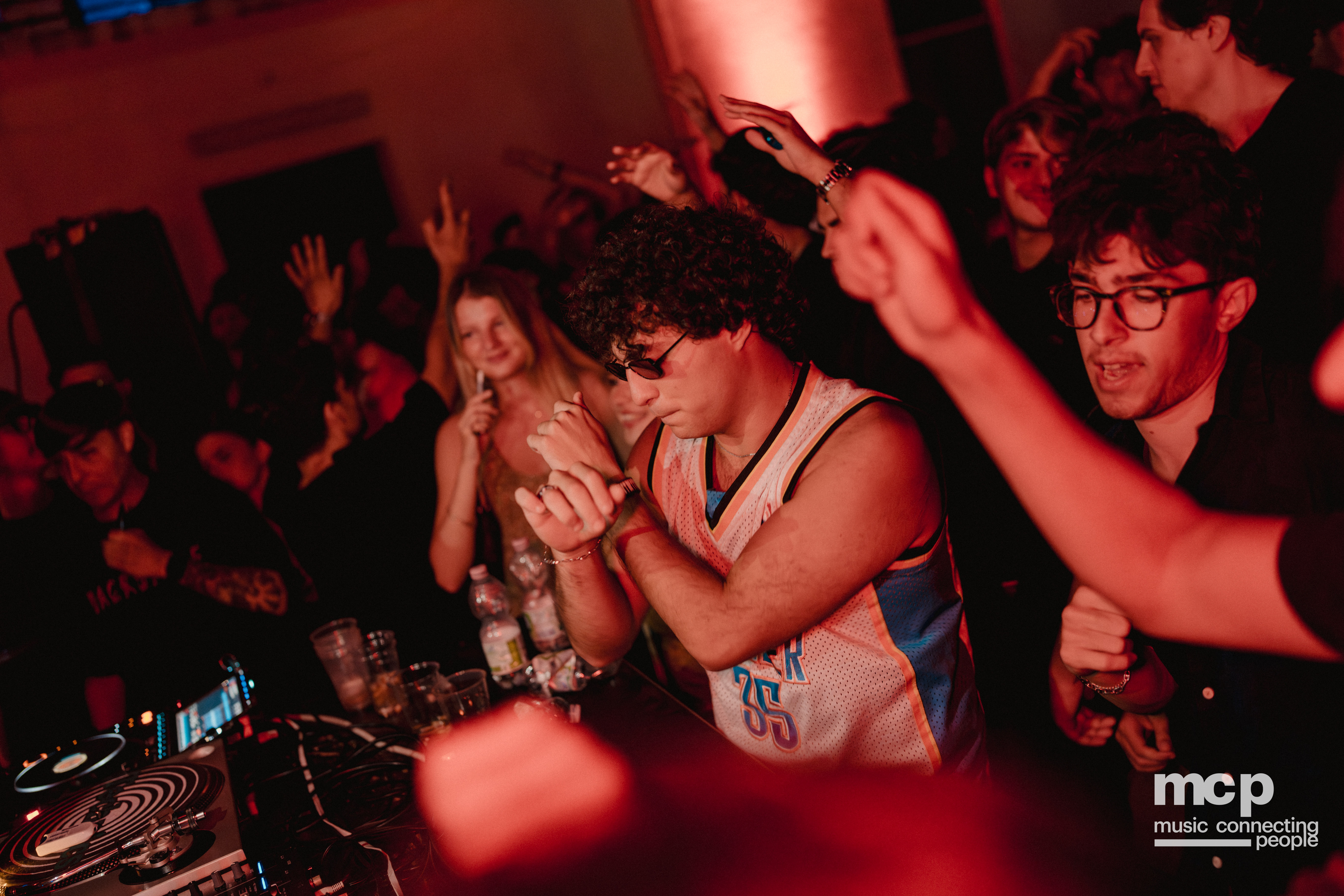 :EP 12. GROOVY SELECTORS & — SUNRISE CHASERS - Photo 168