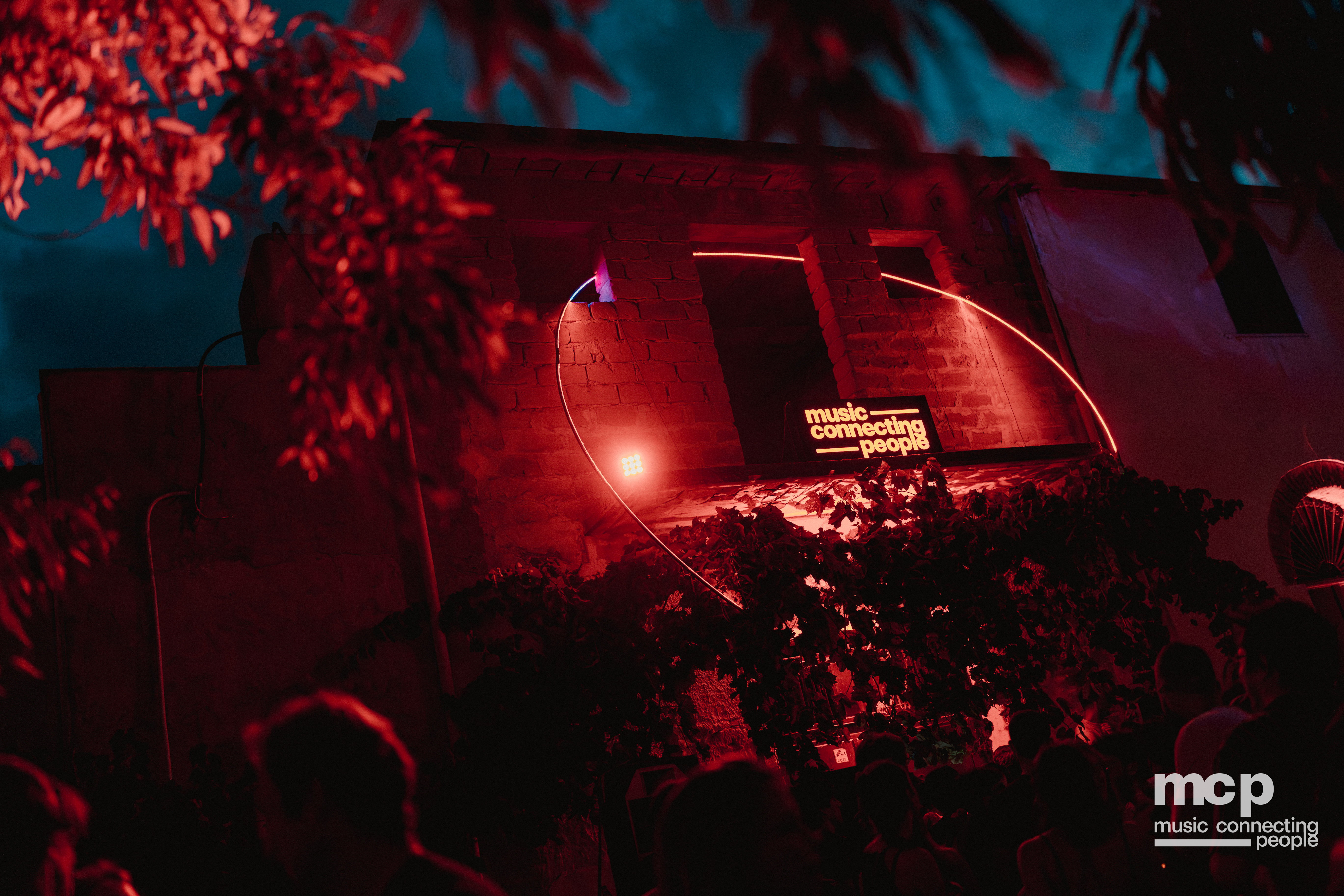 :EP 12. GROOVY SELECTORS & — SUNRISE CHASERS - Photo 180