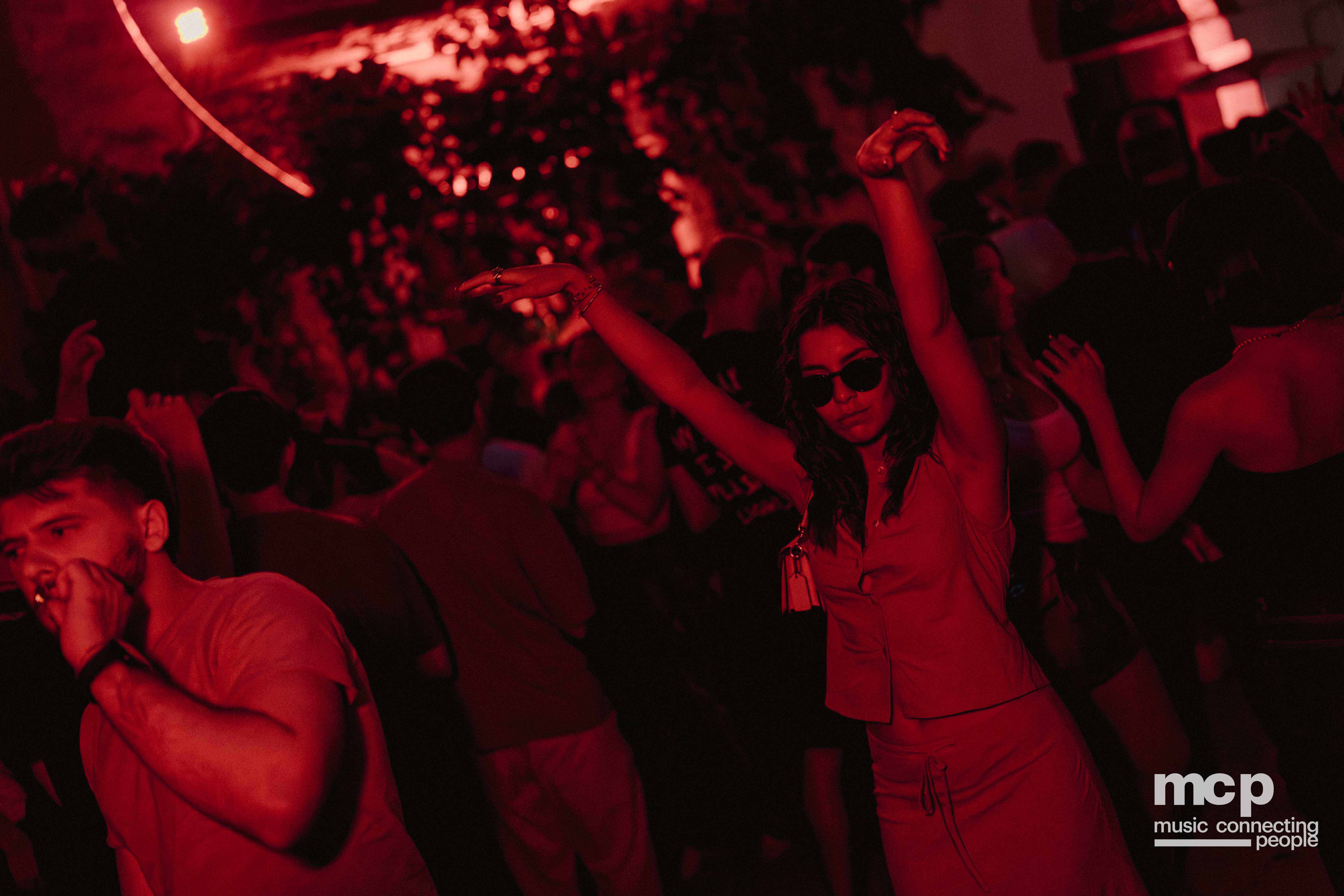 :EP 12. GROOVY SELECTORS & — SUNRISE CHASERS - Photo 184