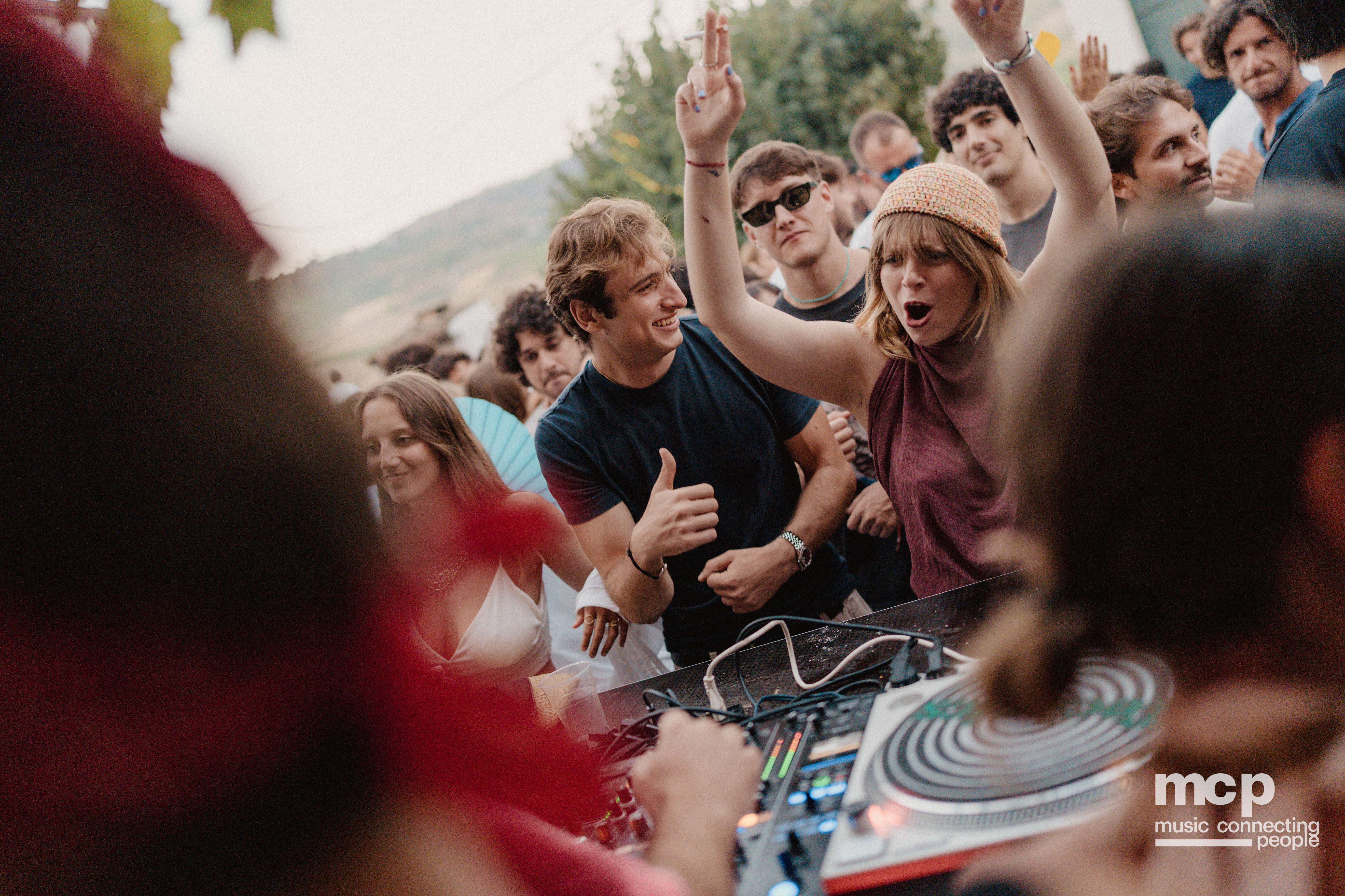 :EP 12. GROOVY SELECTORS & — SUNRISE CHASERS - Photo 213