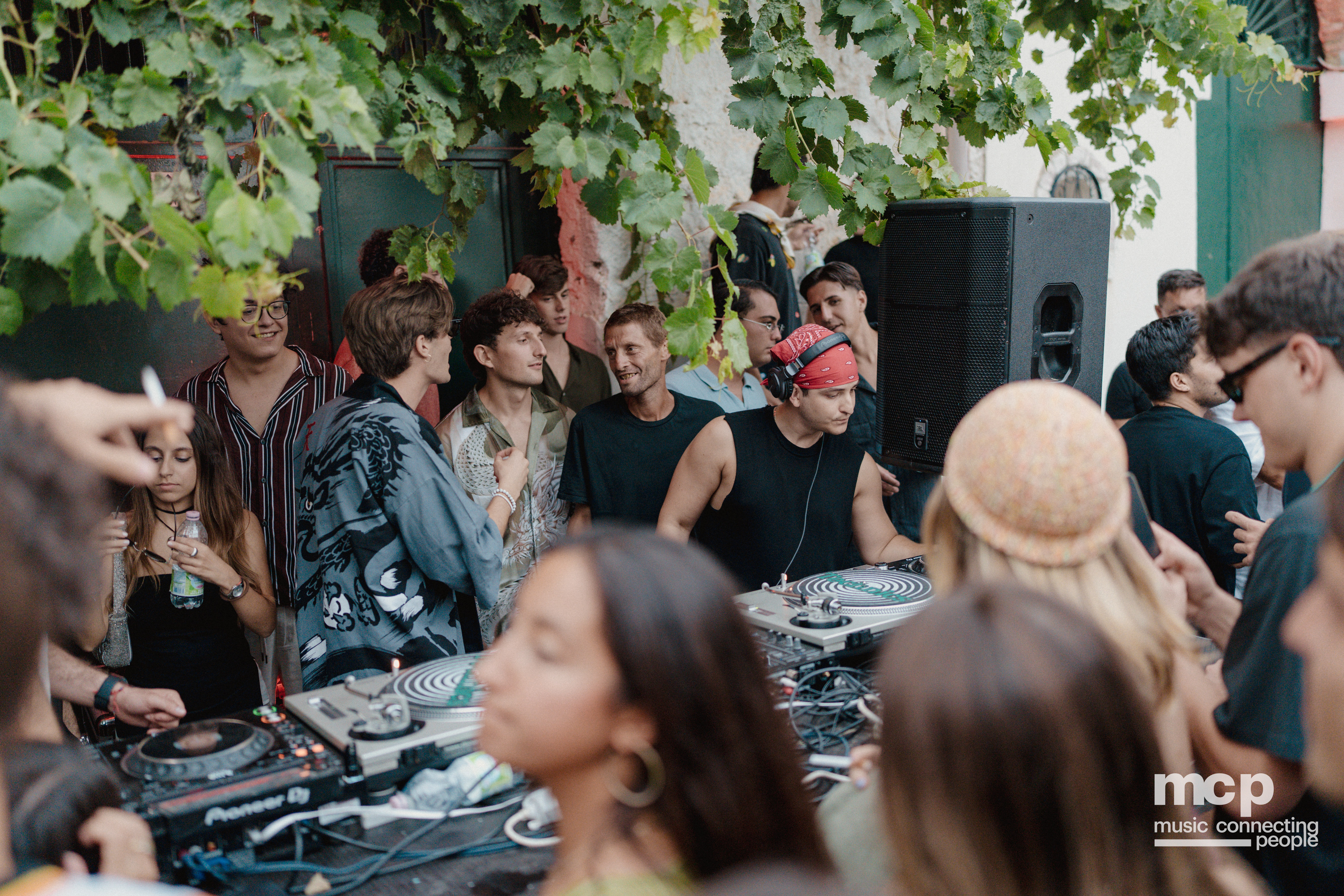 :EP 12. GROOVY SELECTORS & — SUNRISE CHASERS - Photo 247