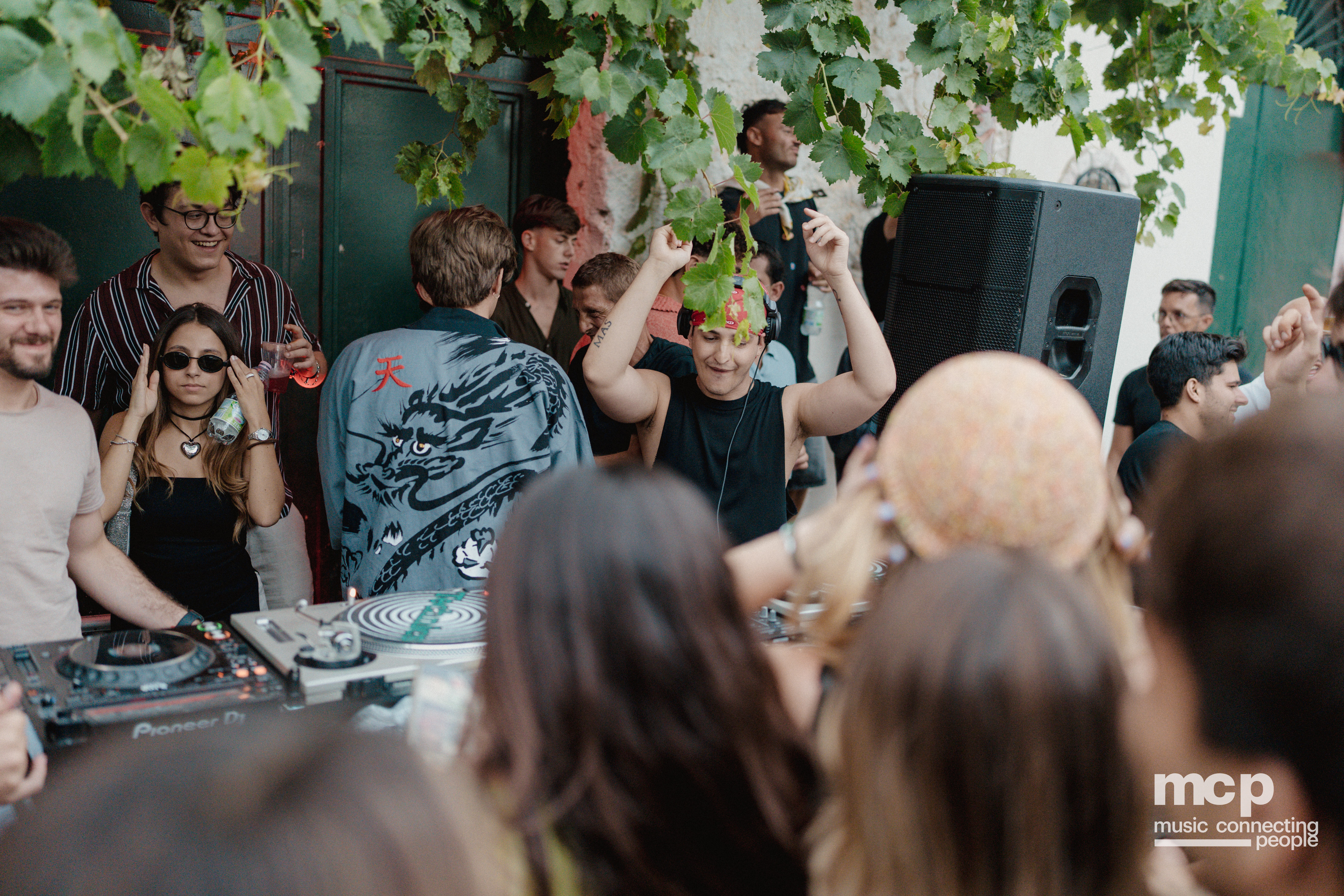 :EP 12. GROOVY SELECTORS & — SUNRISE CHASERS - Photo 248