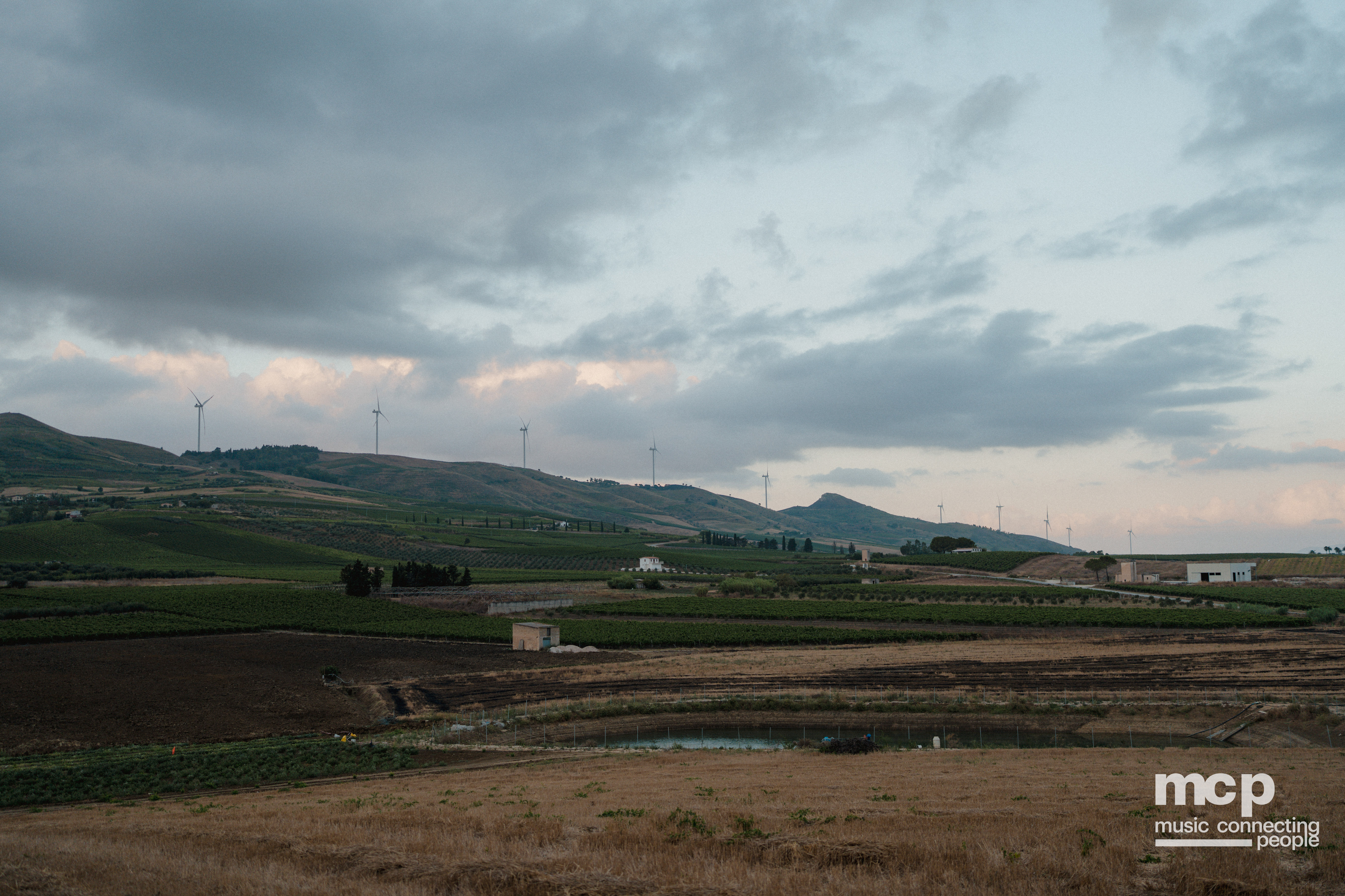 :EP 12. GROOVY SELECTORS & — SUNRISE CHASERS - Photo 263