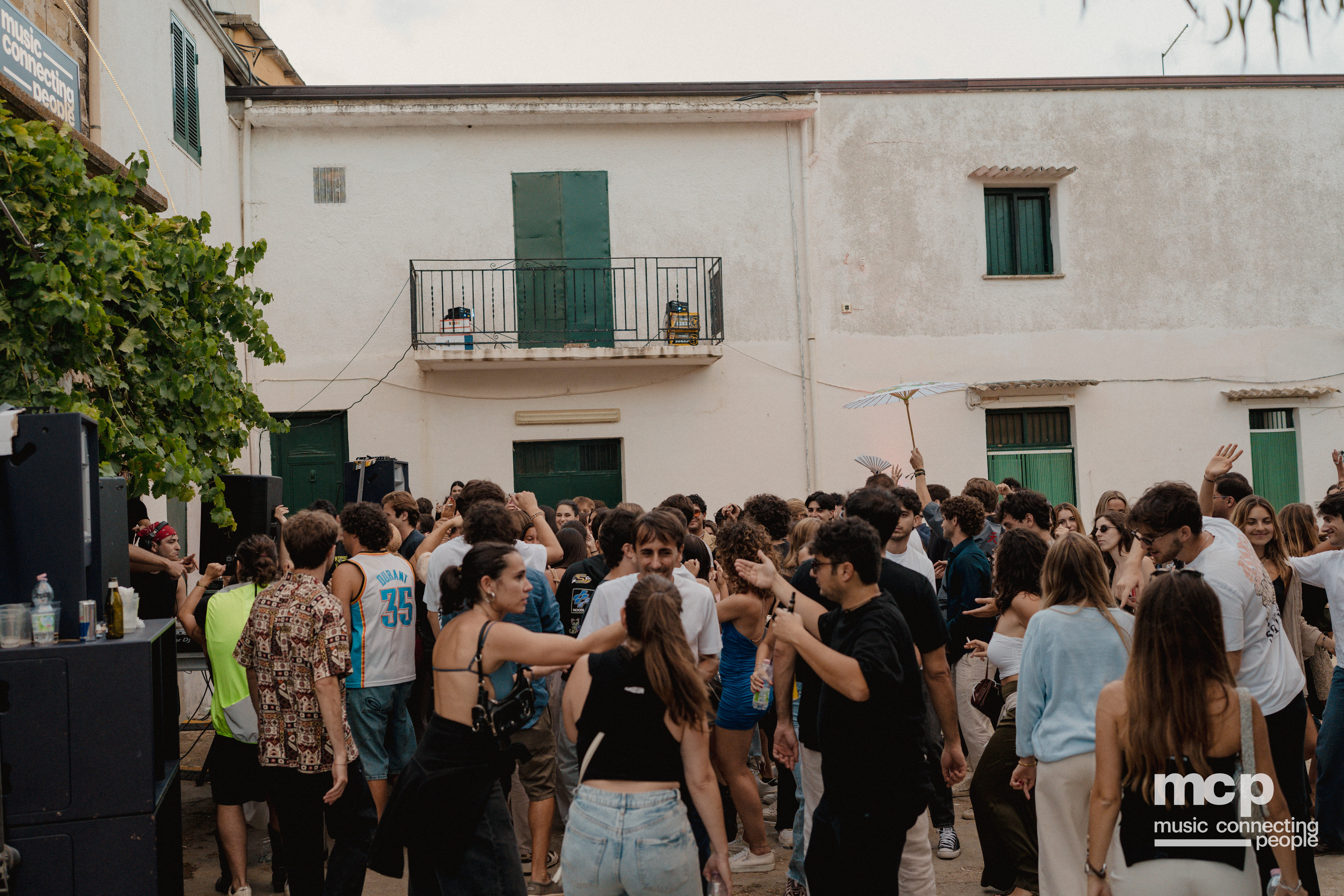 :EP 12. GROOVY SELECTORS & — SUNRISE CHASERS - Photo 264