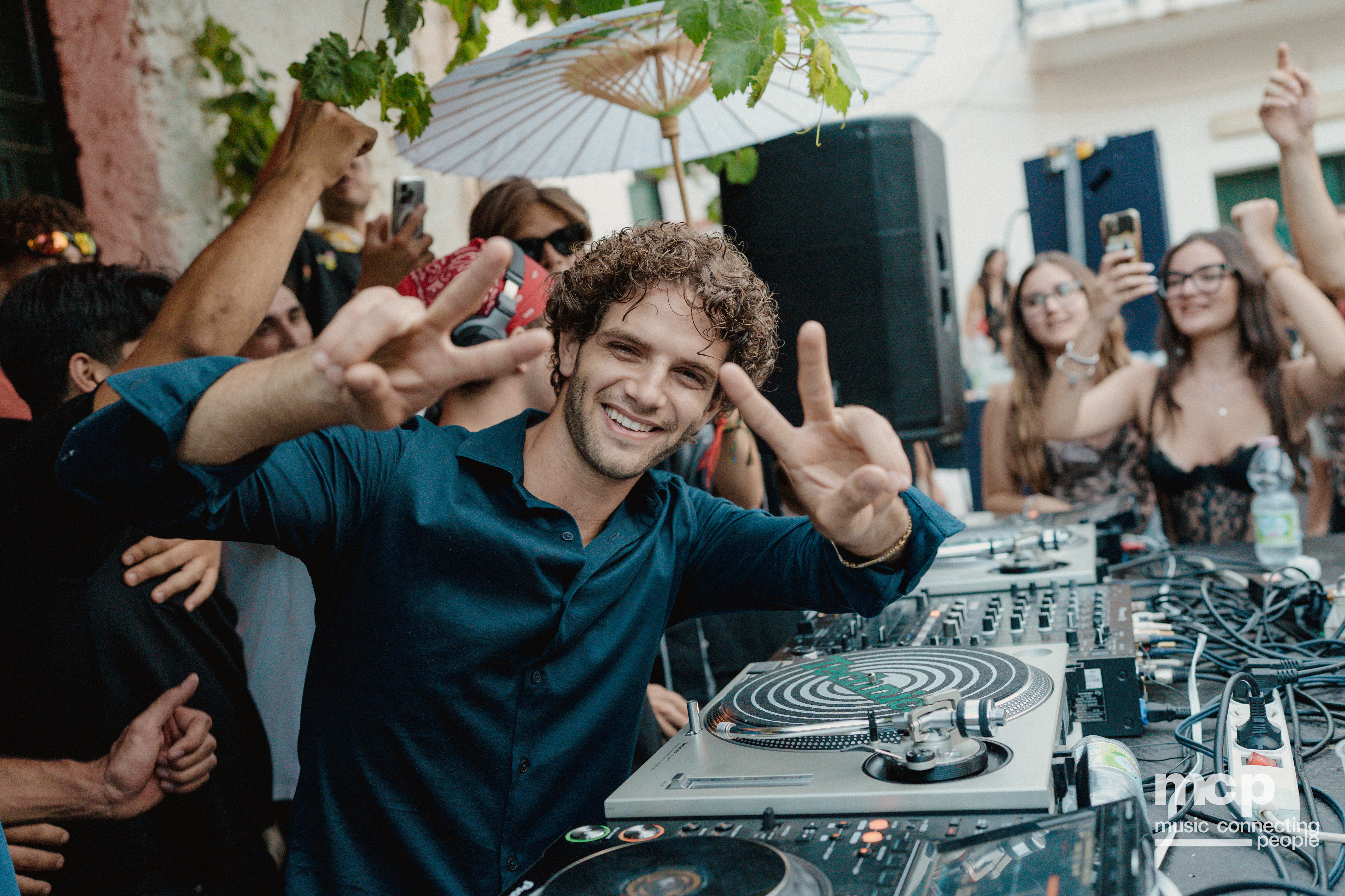 :EP 12. GROOVY SELECTORS & — SUNRISE CHASERS - Photo 271