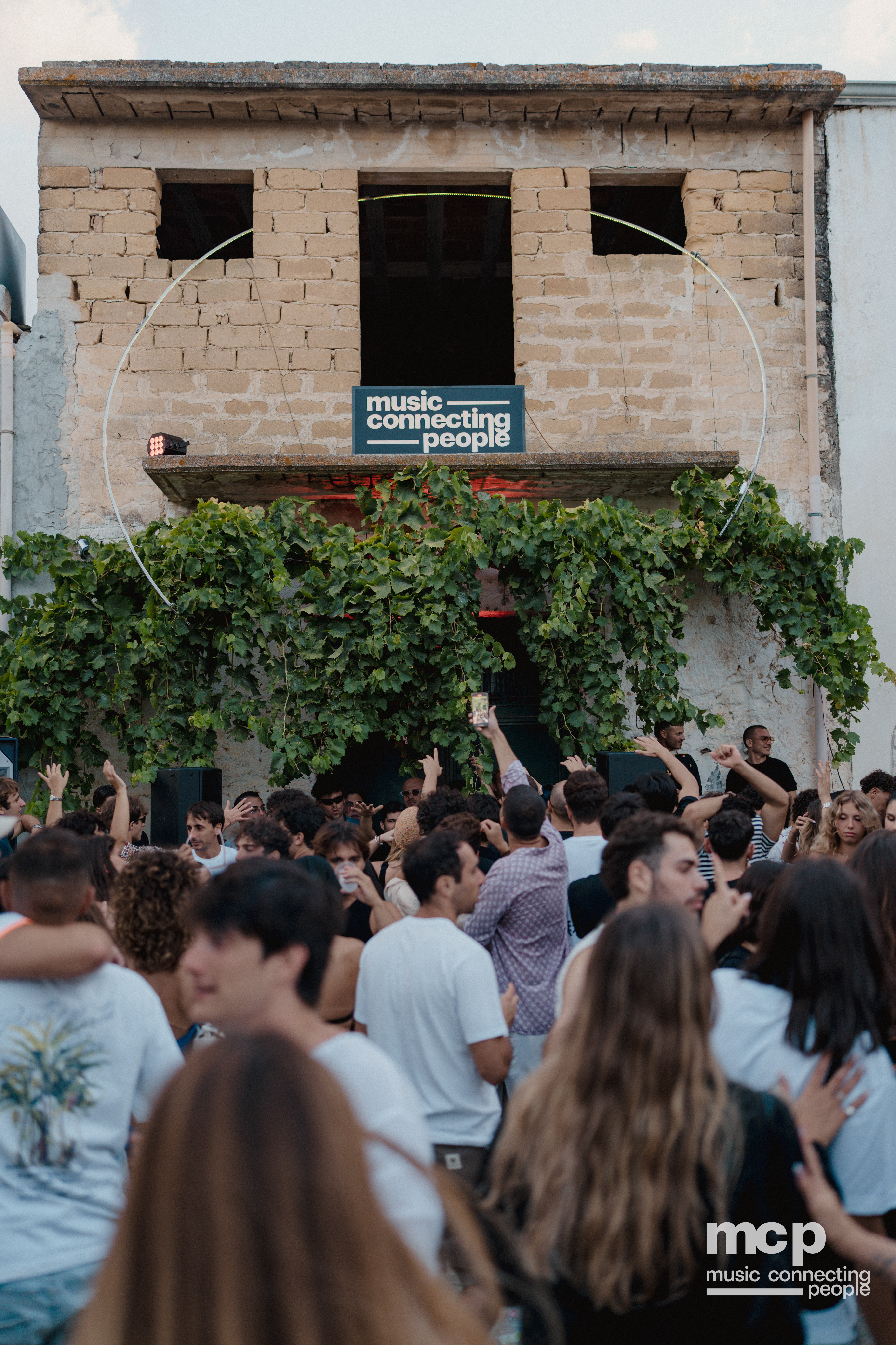 :EP 12. GROOVY SELECTORS & — SUNRISE CHASERS - Photo 289