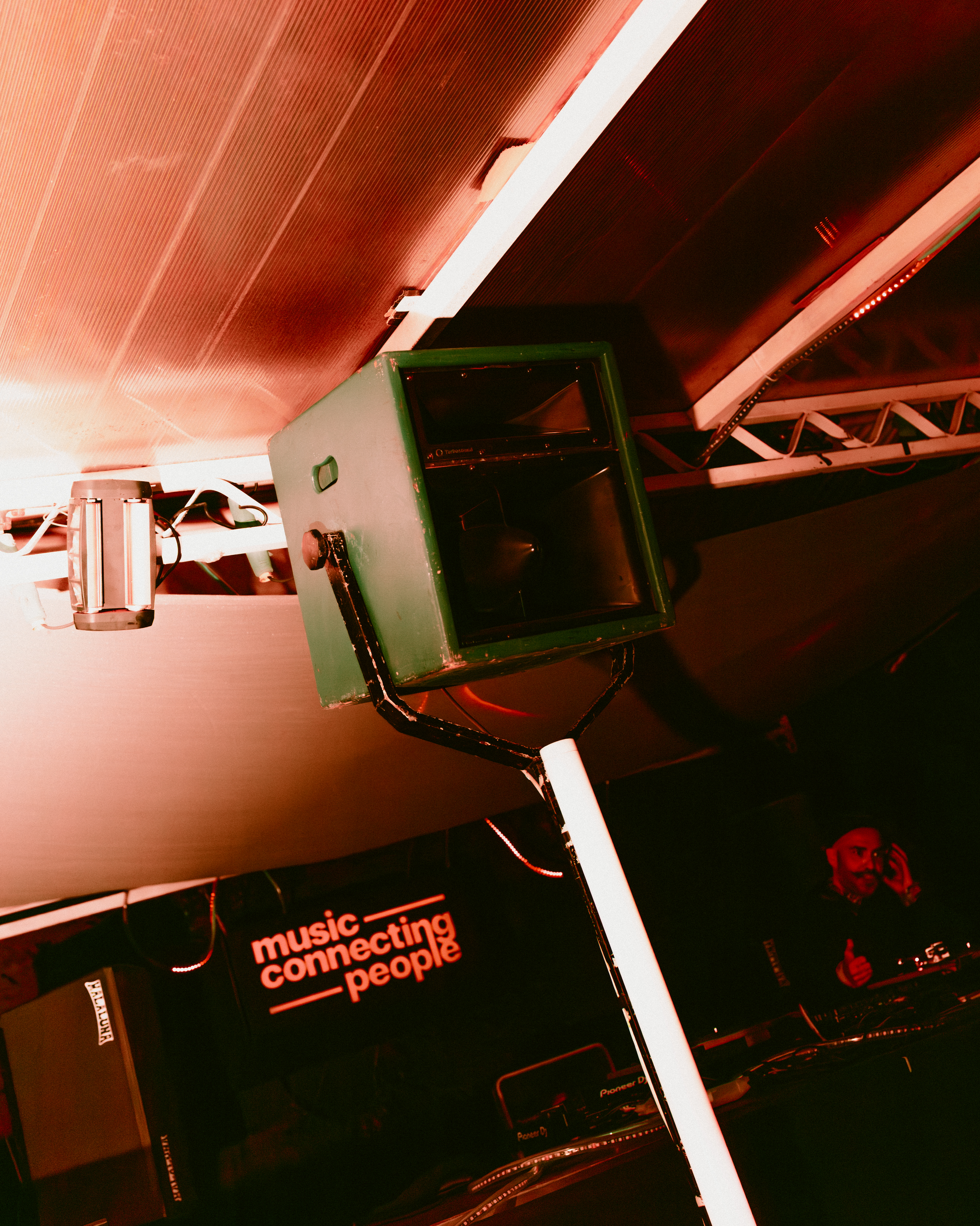 MCP X CLUT - Photo 6