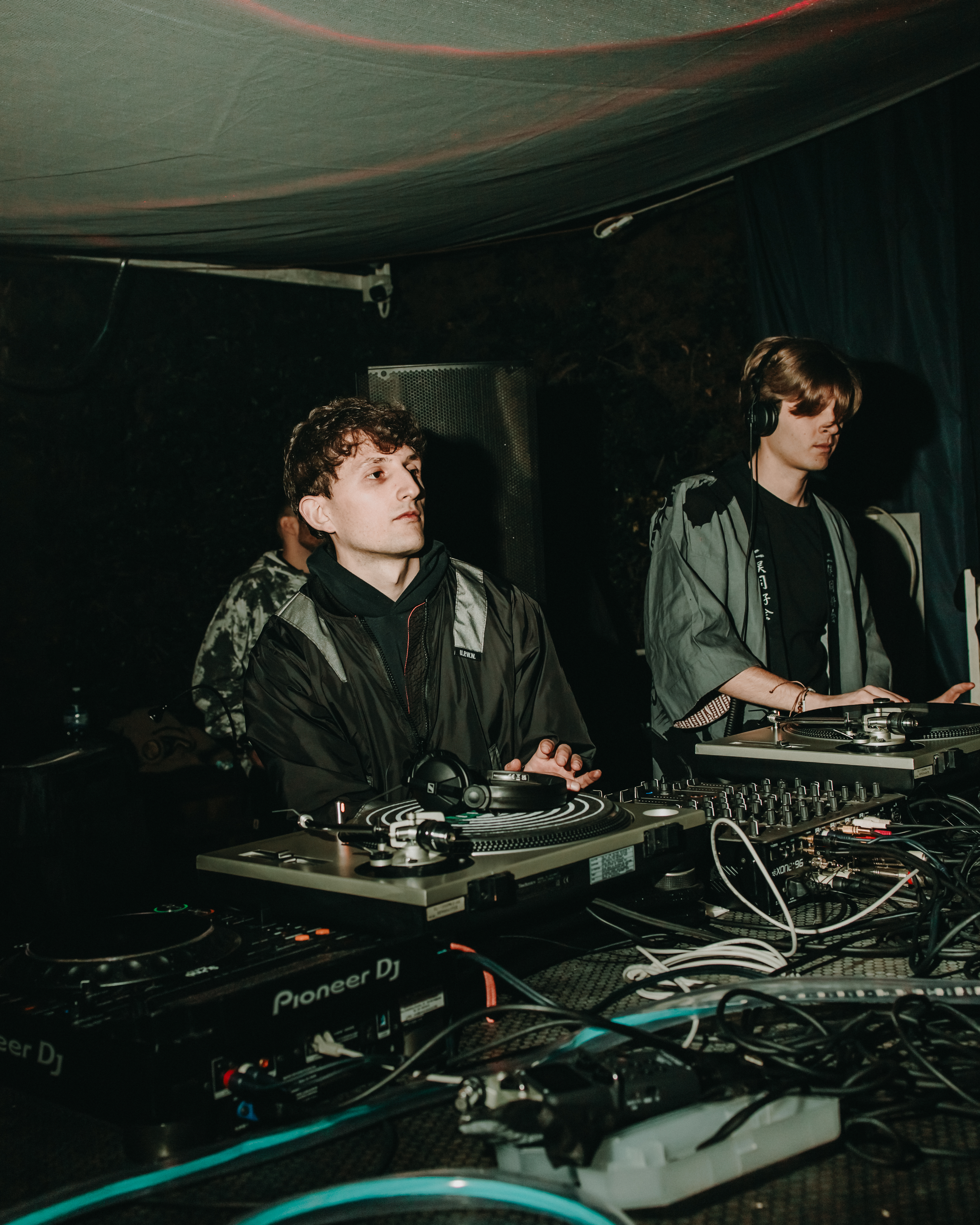 MCP X CLUT - Photo 21