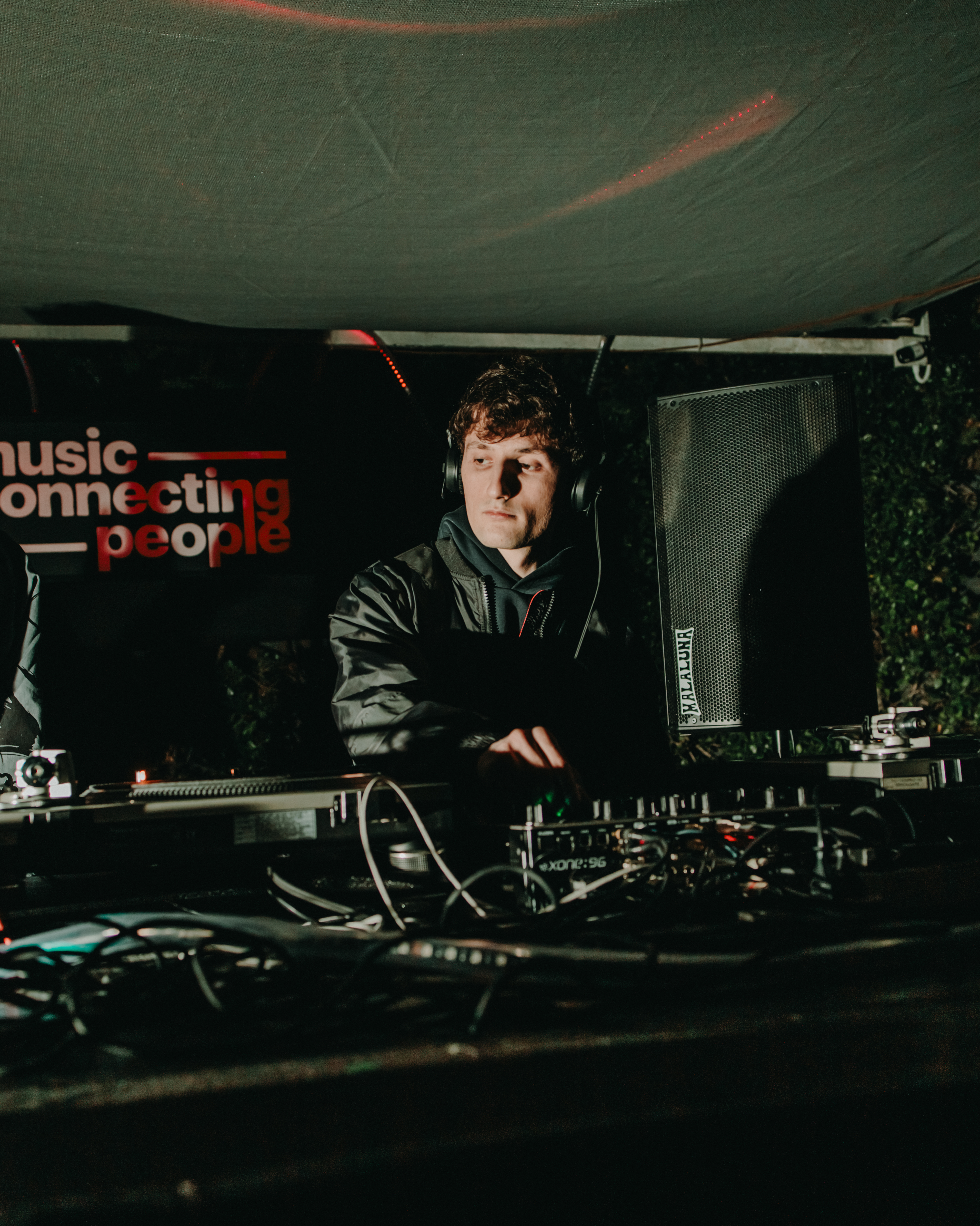MCP X CLUT - Photo 22