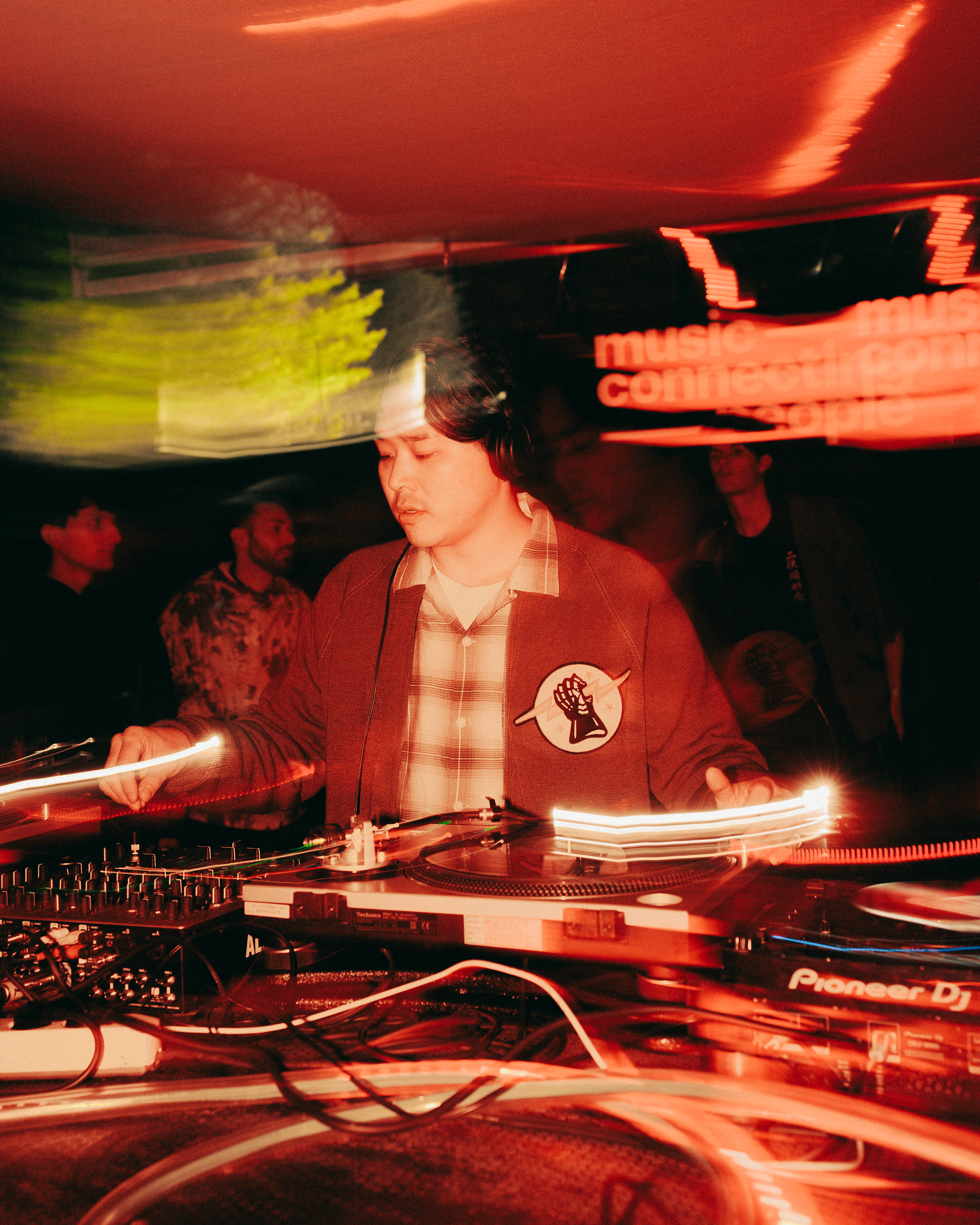 MCP X CLUT - Photo 74