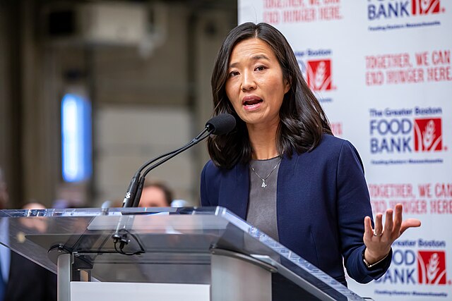 Wu Finally Notices Boston’s Trash Pile — After Three Weeks of Rot, Rats, and Fines