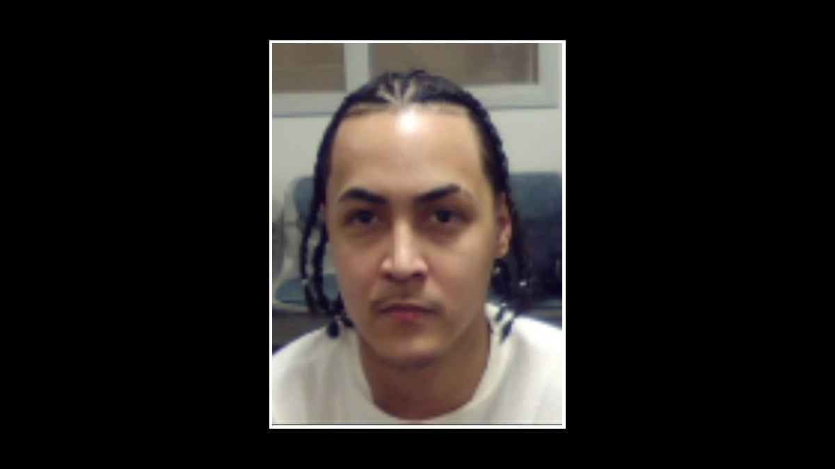 Honduran illegal immigrant with convictions for assault, narcotics, illegal gun possession, and escaping custody arrested by ICE Boston