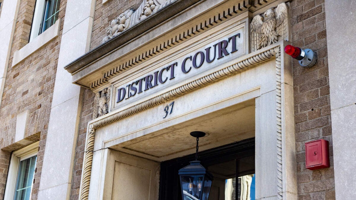 Boston judge frees illegal migrant who assaulted cop on $0 bail — ICE arrests him hours later