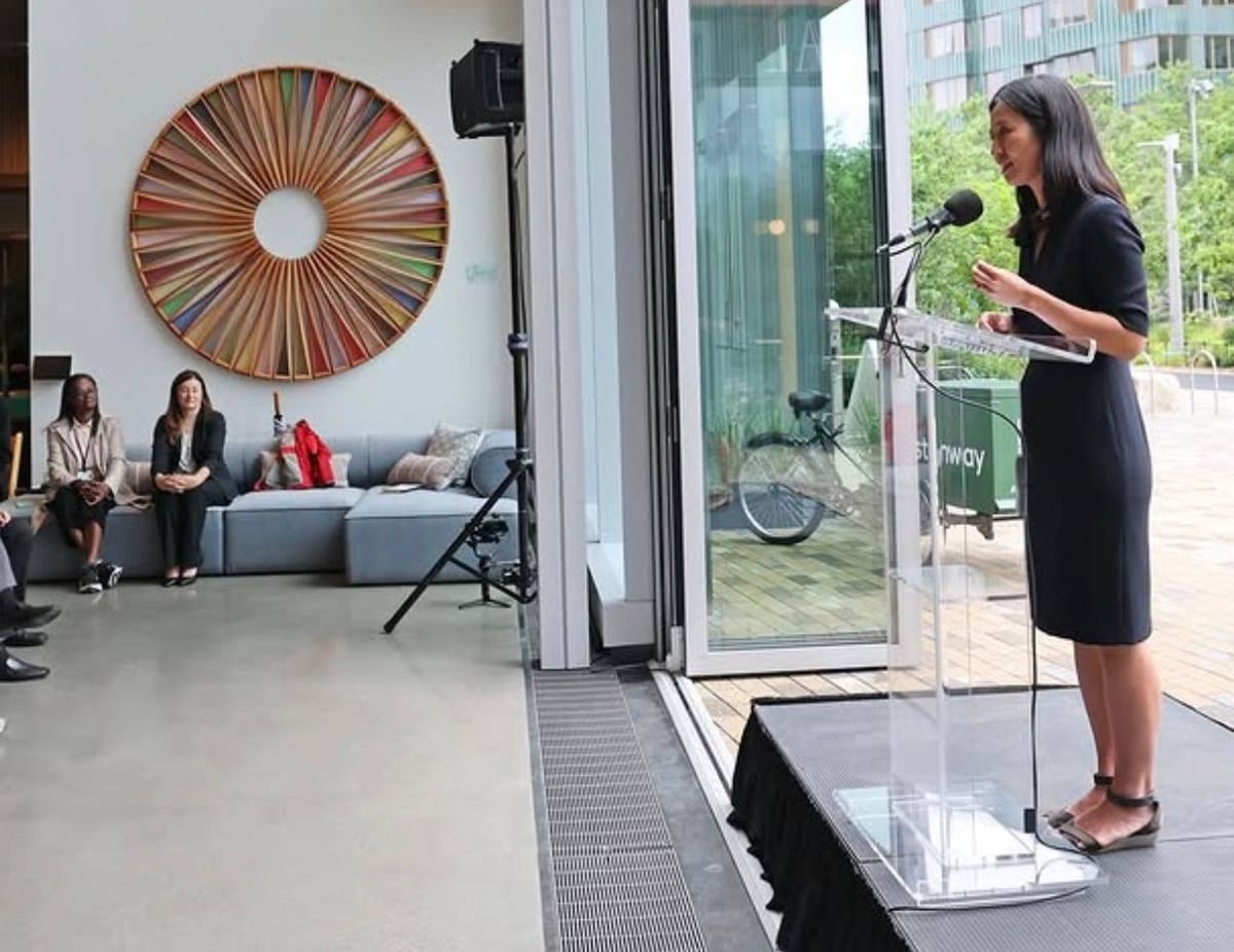 Wu celebrates $30M Boston investment fund that banned white investors and reserves 25% of retail leases to women and people of color — possibly violating federal discrimination law