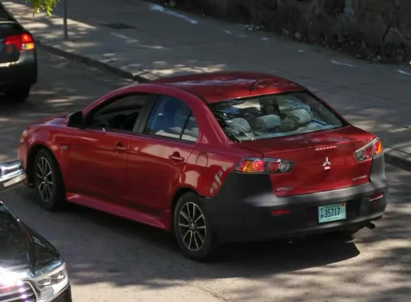 Police have released these photos showing the suspects and their getaway vehicle, warning that the crew is still on the loose and targeting Boston’s nightlife — anyone who recognizes them is urged to call CrimeStoppers immediately before they strike again.