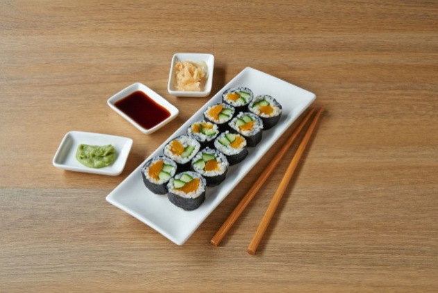 Fresh and sweet (maki roll)