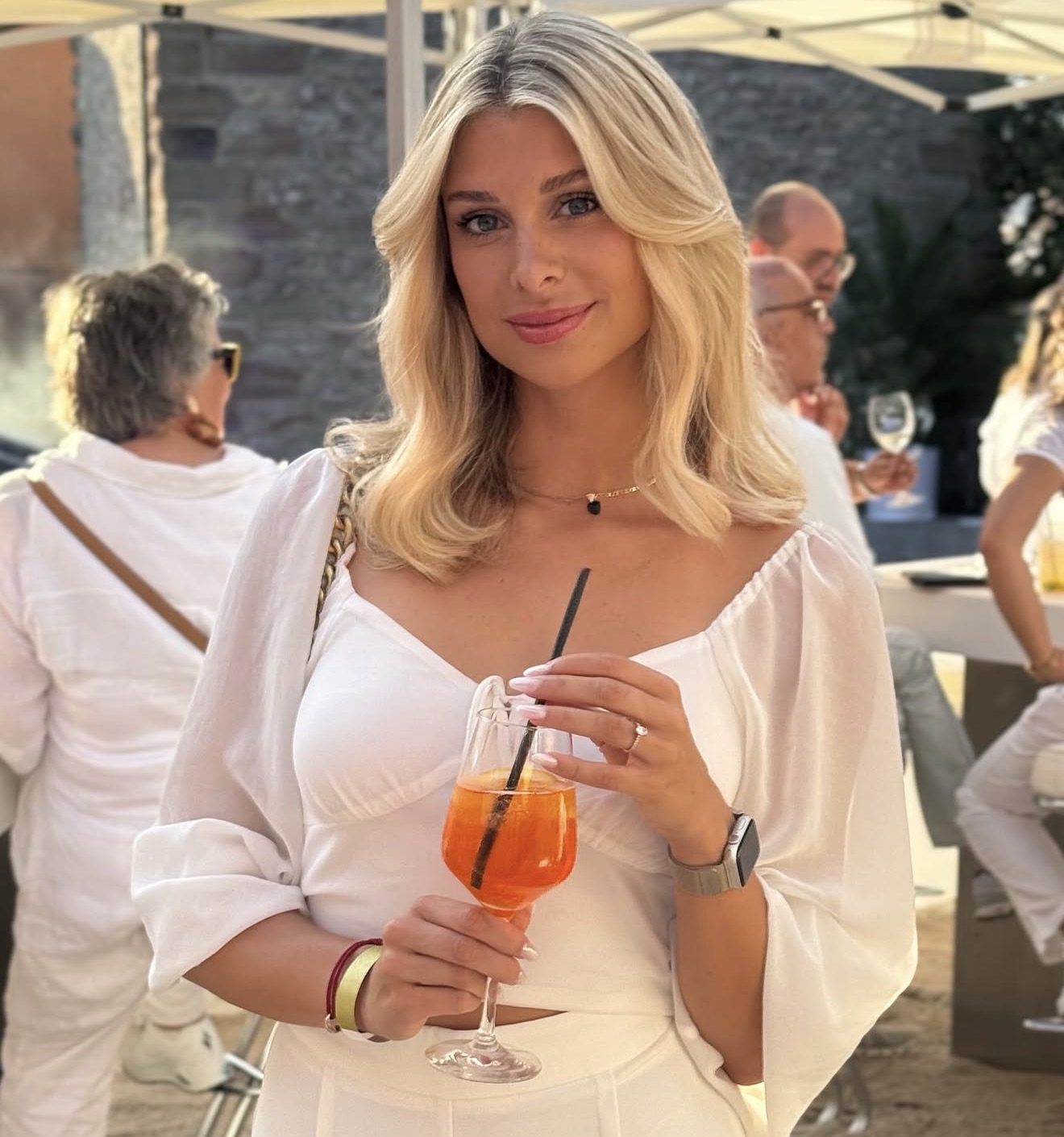 Vanessa Schmitt, Reality-TV-Star im Management von MeBa Stars