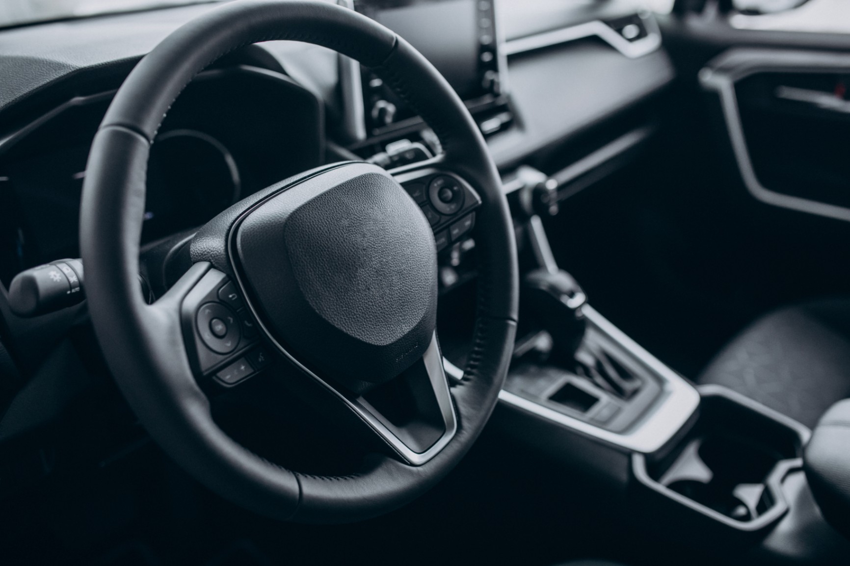 How to Solve The Problem of A Shaky Steering Wheel: Including Potential Causes image