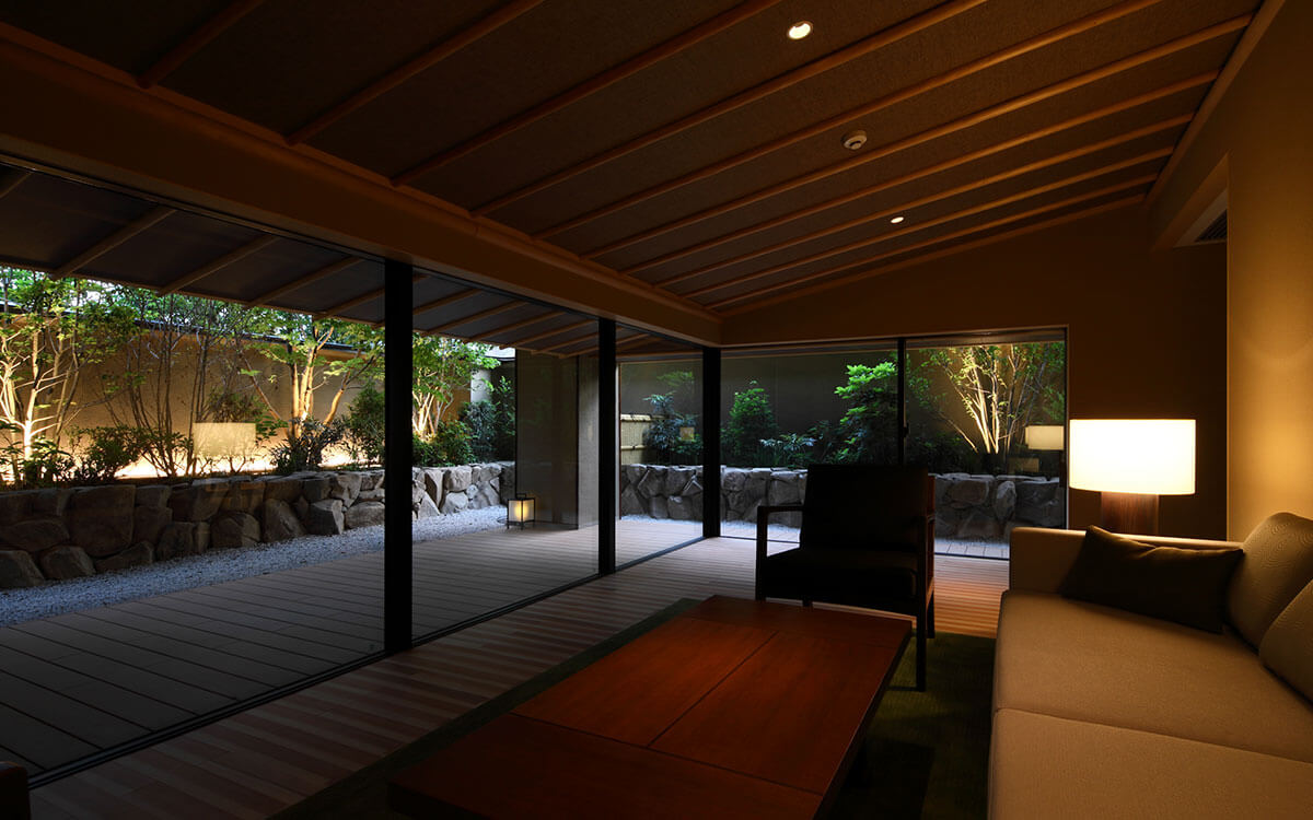 「YUSUI」lounge夜景