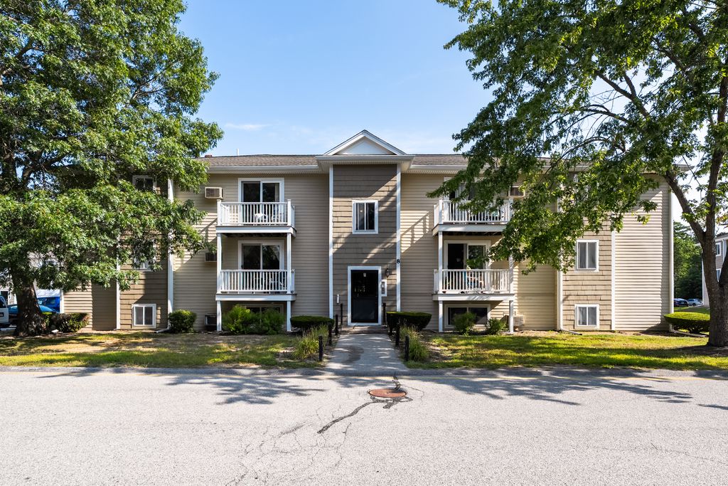 451 School St-01