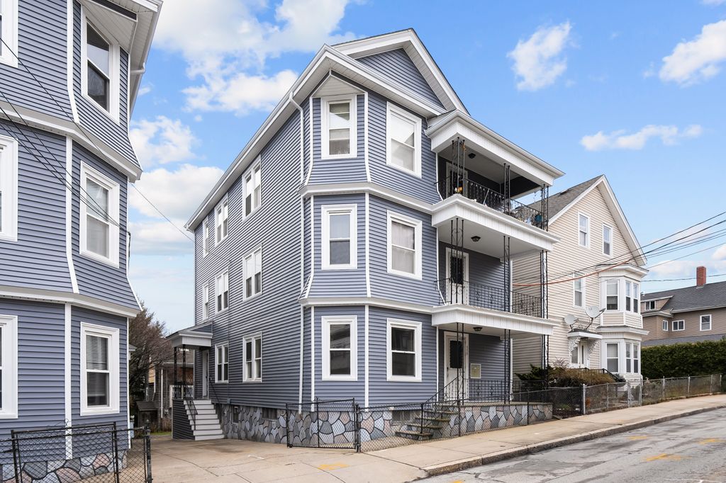 570 William Street -01