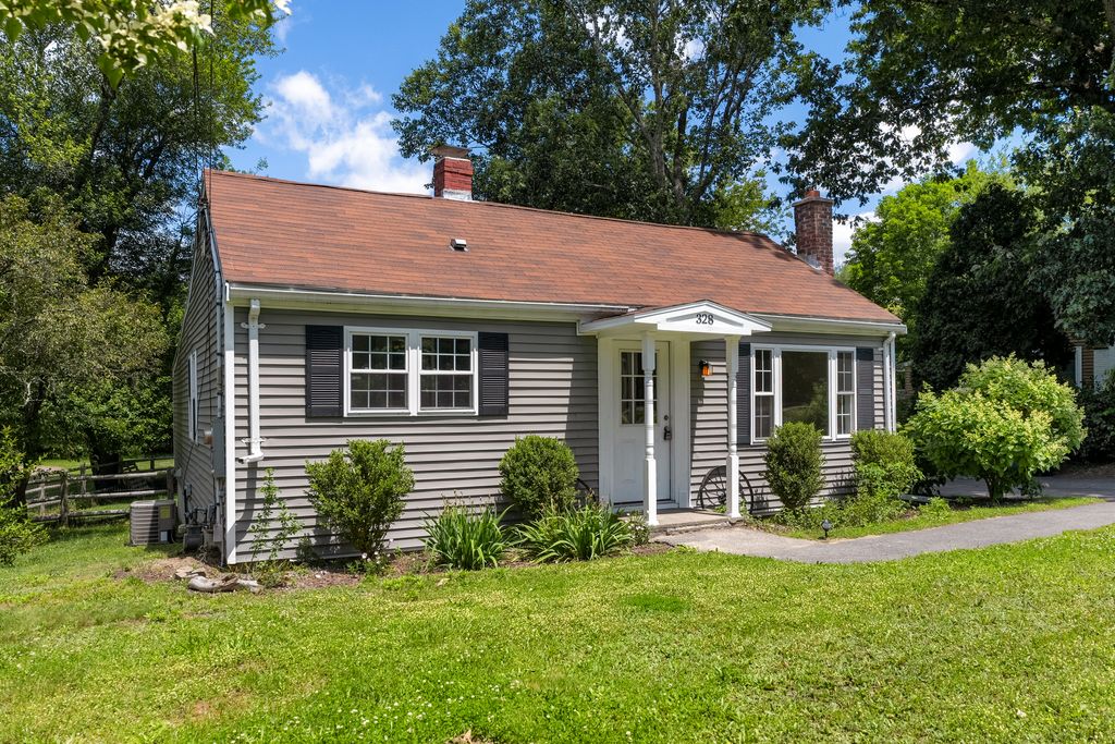 328 N Main-02