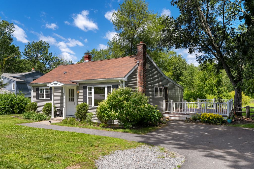 328 N Main-05