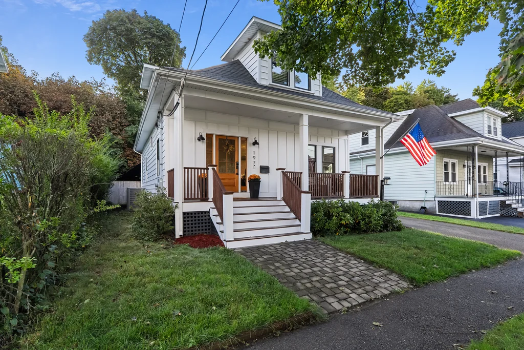 197 Brookside Pkwy-02