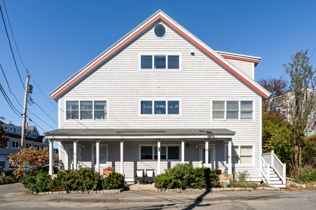 Rocky Neck-02