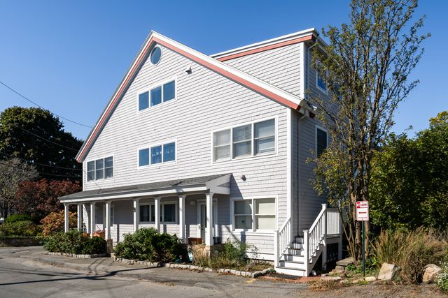 Rocky Neck-03