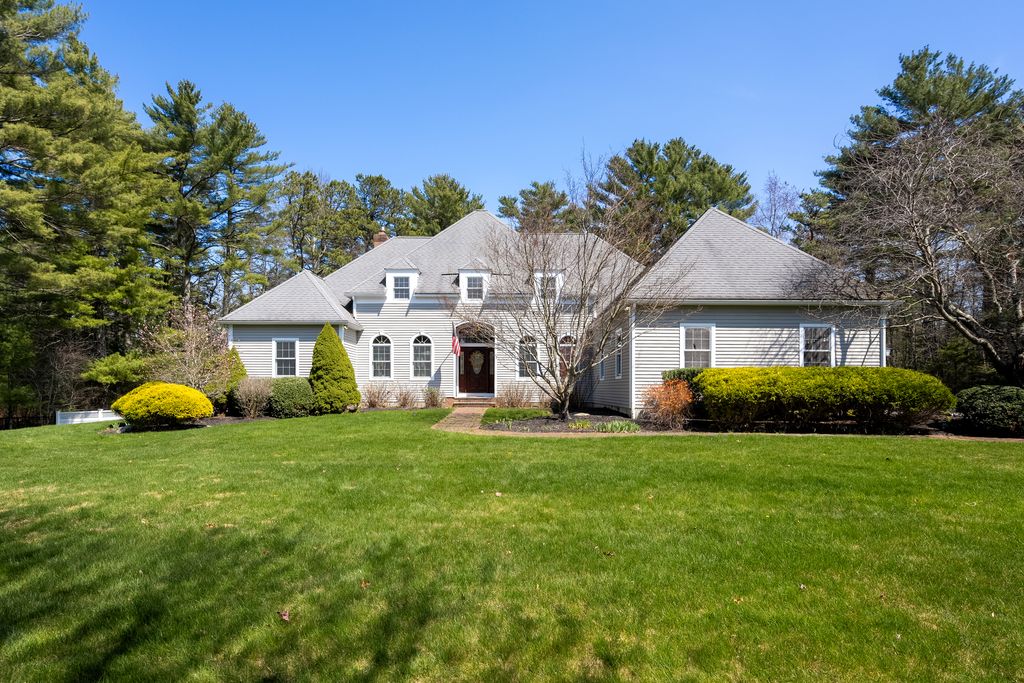 23 Clearing Farm Road-01