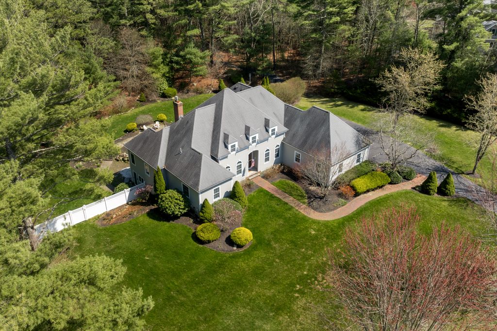 23 Clearing Farm Road-09