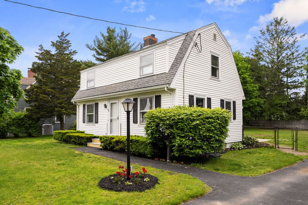 464 Ralph Talbot St-01